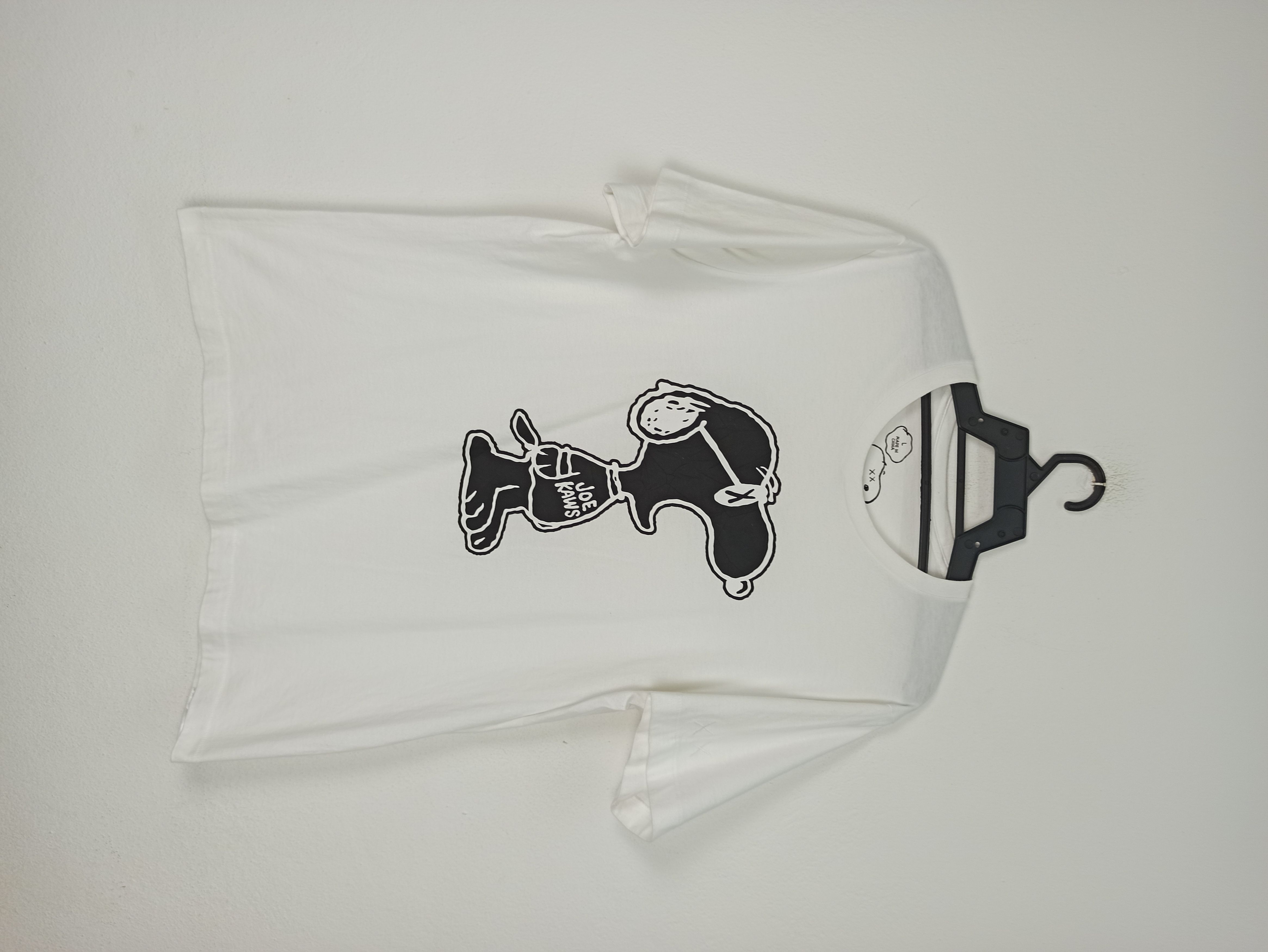image of Joe Kaws X Peanuts Tee By Uniqlo (C41) in White, Men's (Size Large)