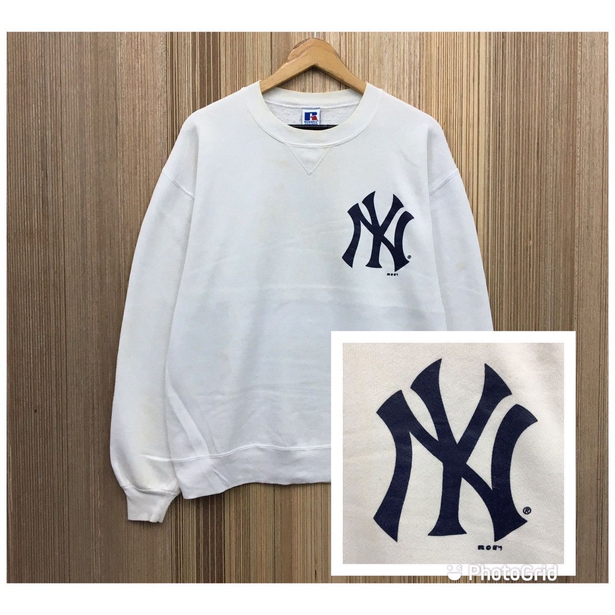 Vintage Russell Athletic New York Yankees S/S Sweatshirt (Size L) — Roots