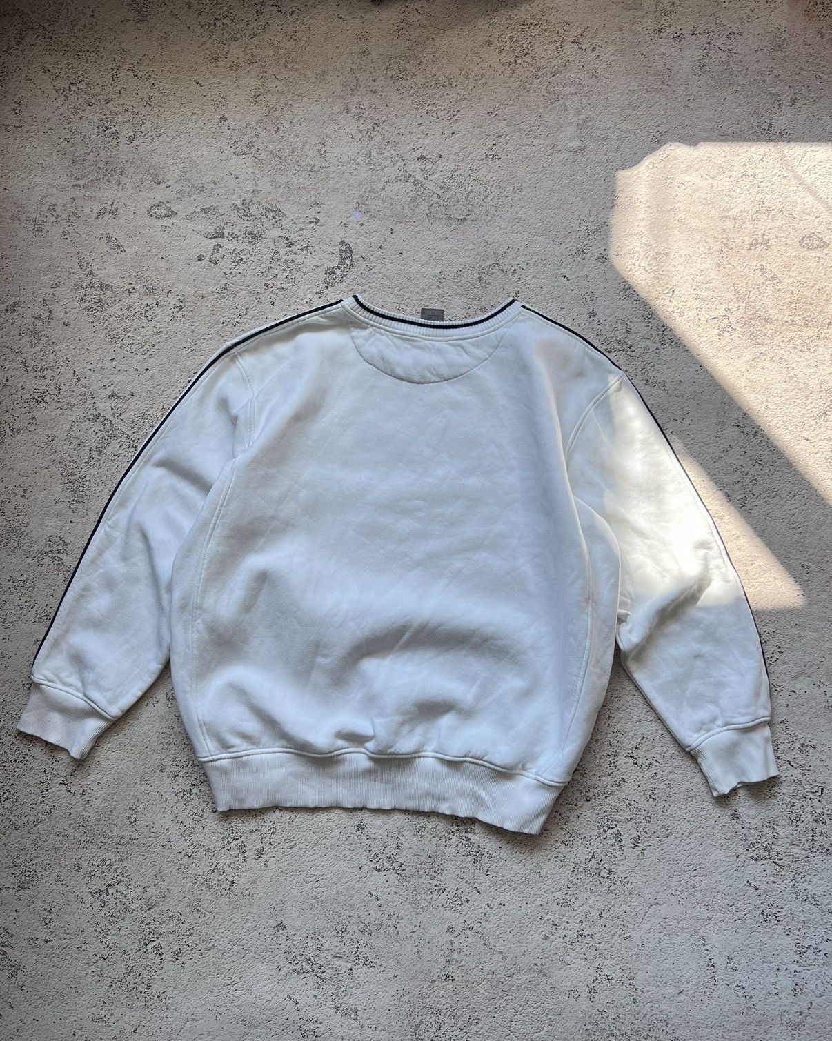 Nike × Vintage Vintage 90’s Nike Big Embroidered Swoosh Sweatshirt Size US XXL / EU 58 / 5 - 7 Thumbnail