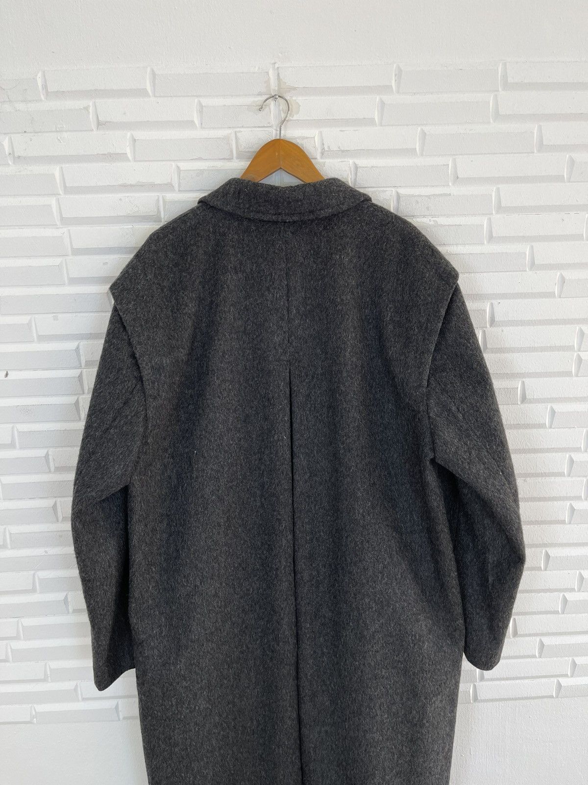 Hugo Boss True Vintage 80’s HUGO BOSS WOOL BLEND OVERCOAT Size US XL / EU 56 / 4 - 6 Thumbnail