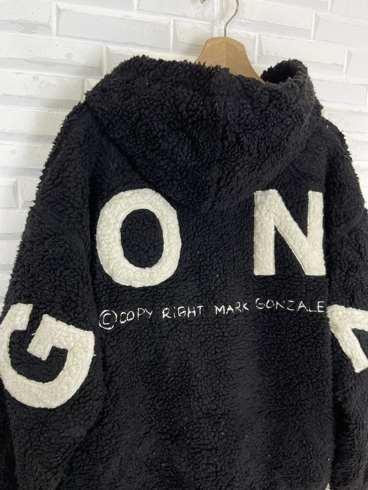 Santa Cruz Skateboards WINTER COLLECTION MARK GONZALES SKATEBOARDS SHERPA J Size US M / EU 48-50 / 2 - 2 Thumbnail