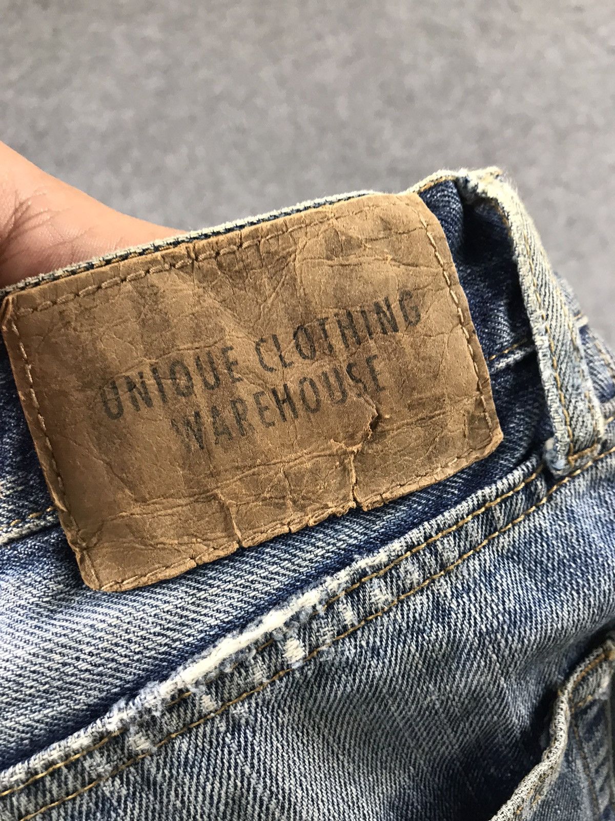 Japanese Brand × Uniqlo × Vintage Vintage distressed Unique Clothing Warehouse Size US 33 - 11 Thumbnail