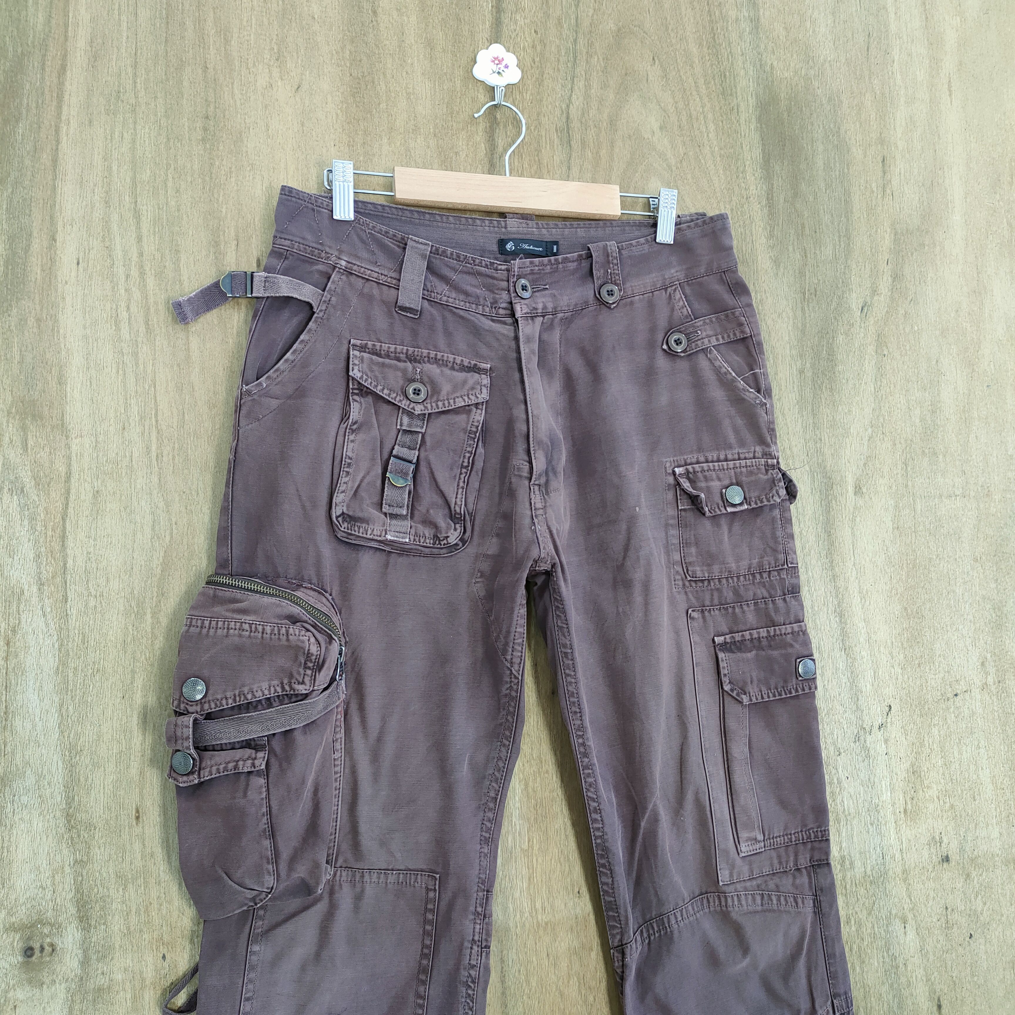 Japanese Brand VINTAGE AUDIENCE FADED BROWN BONDAGE PARACHUTE CARGO PANTS Size US 32 / EU 48 - 2 Thumbnail