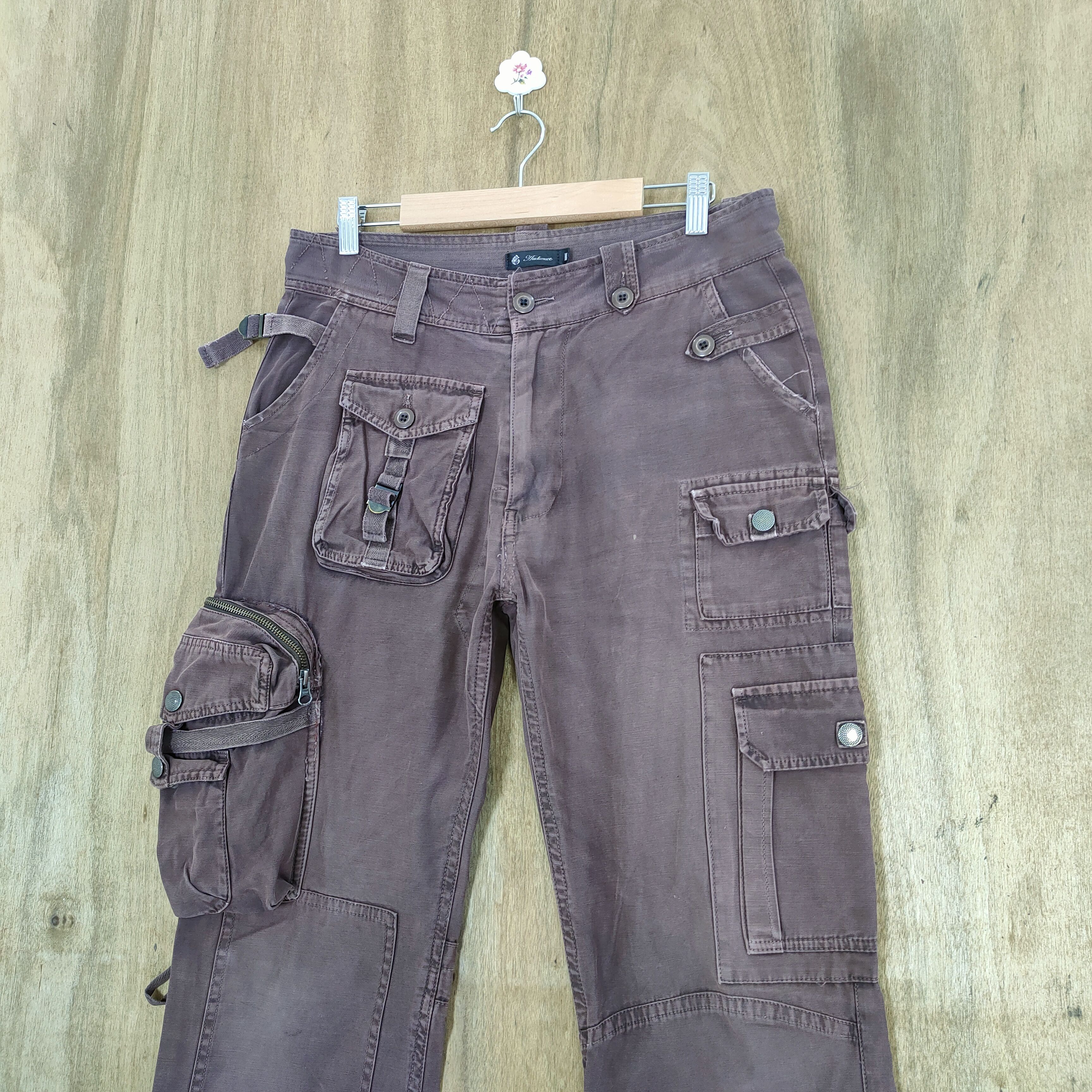 Japanese Brand VINTAGE AUDIENCE FADED BROWN BONDAGE PARACHUTE CARGO PANTS Size US 32 / EU 48 - 4 Thumbnail