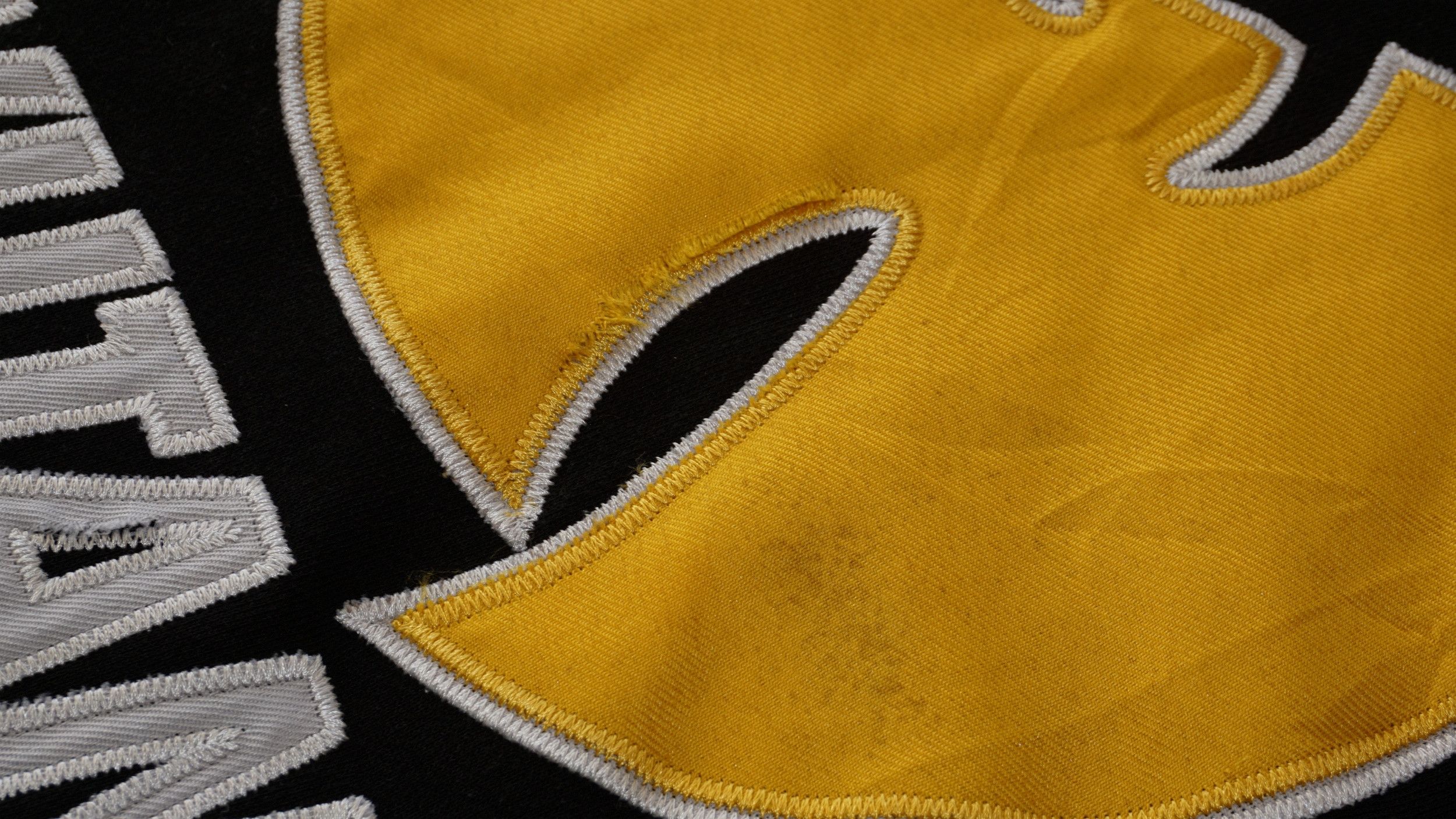 Vintage Wu Tang Clan Big W Logo Vintage Official Hoodie Y2K Size US M / EU 48-50 / 2 - 4 Thumbnail