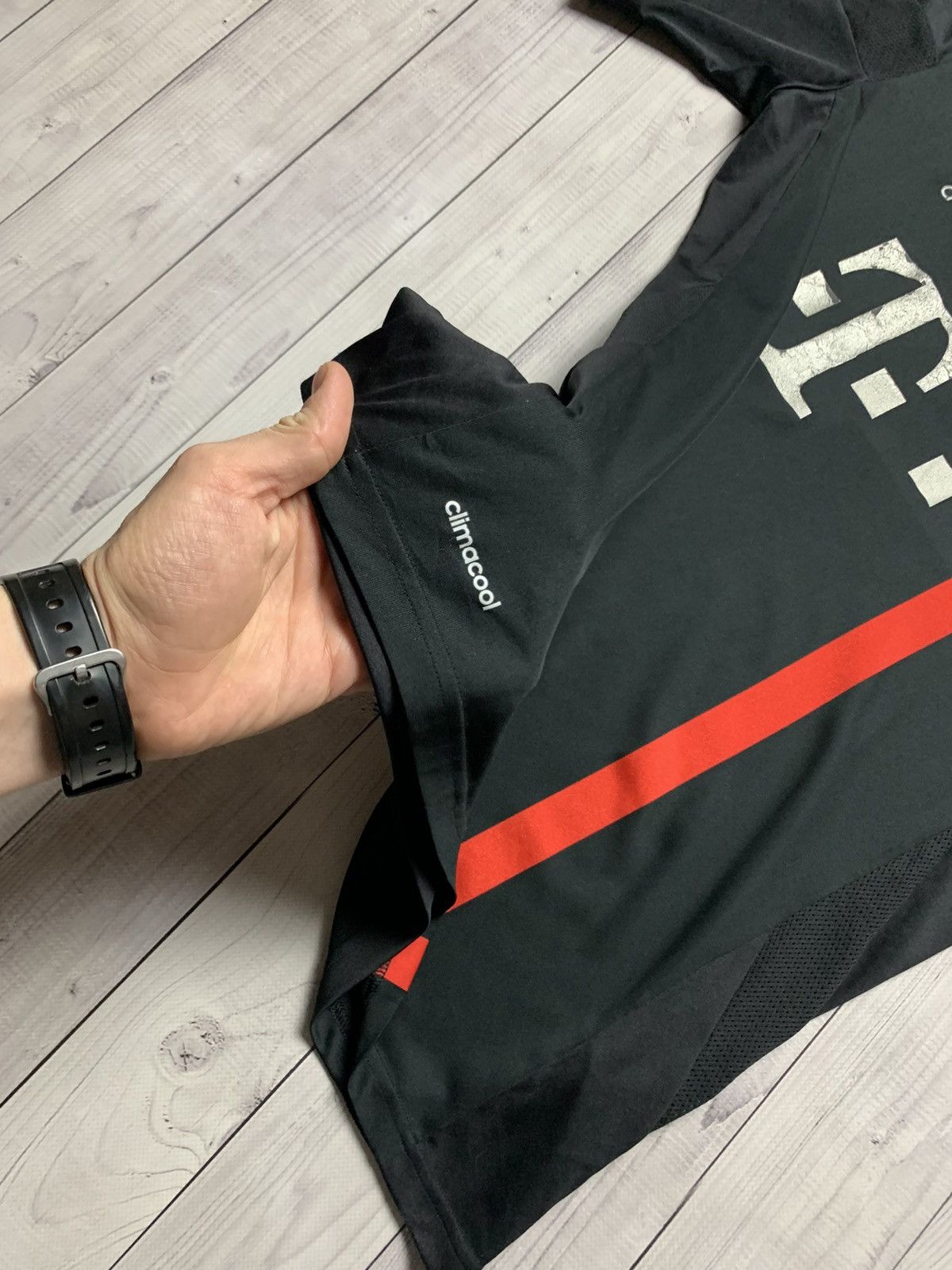Adidas × Vintage Vintage adidas Bayern Munich Size M black away Size US M / EU 48-50 / 2 - 5 Thumbnail