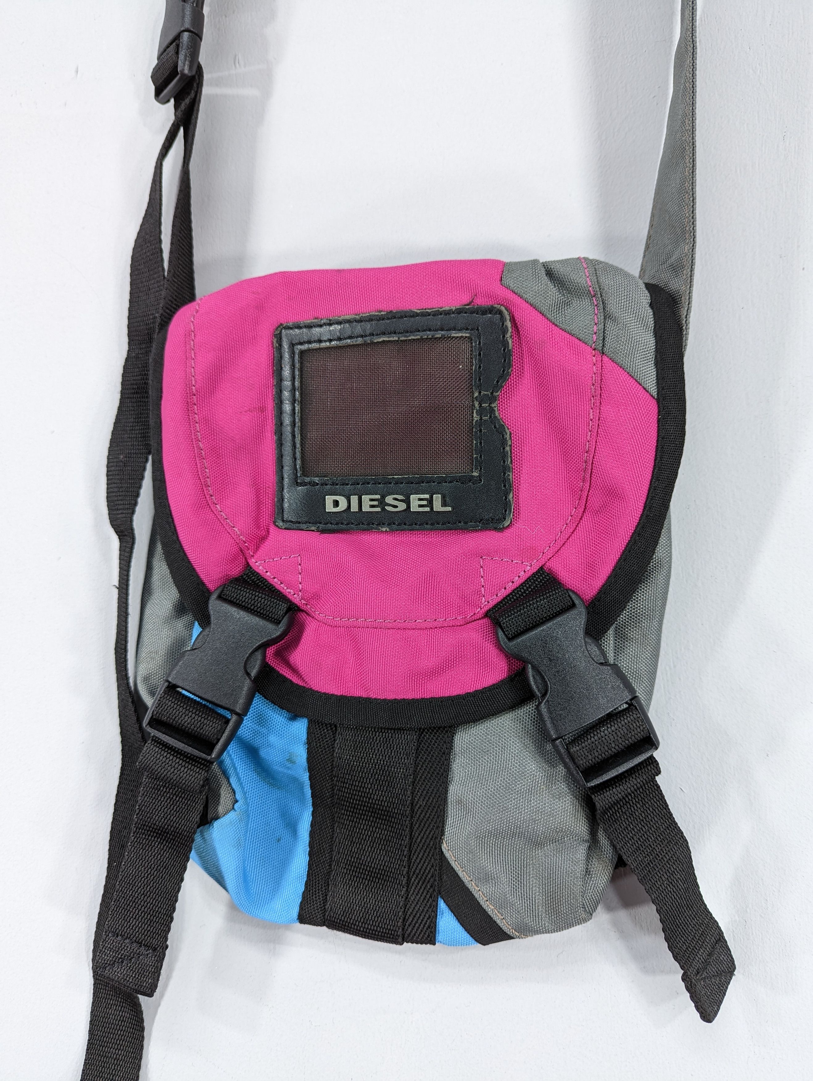 Diesel 🔥RARE🔥Diesel Multicolor Slingbag Size ONE SIZE - 1 Thumbnail