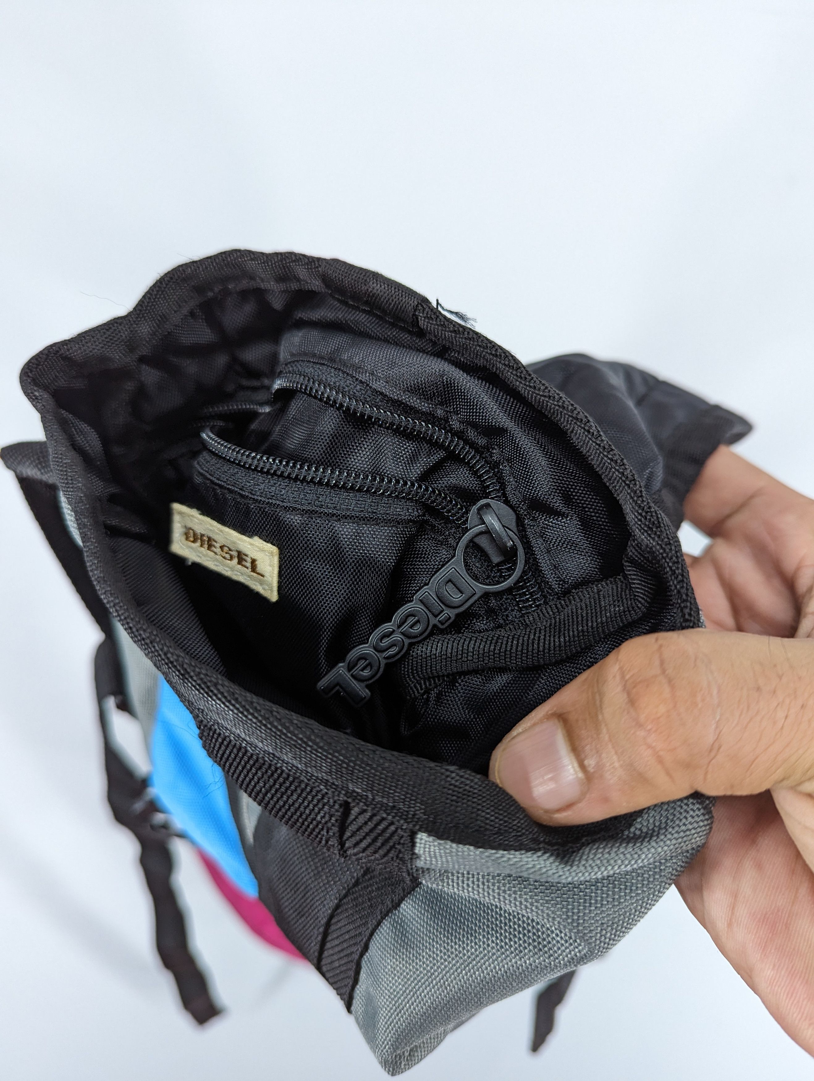 Diesel 🔥RARE🔥Diesel Multicolor Slingbag Size ONE SIZE - 14 Thumbnail