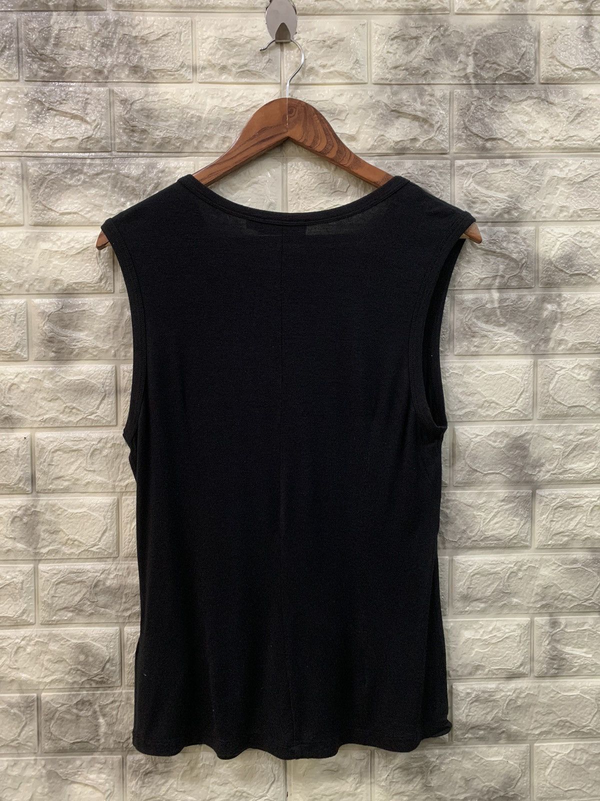 Emporio Armani Emporio Armani Black Tank Top Size US L / EU 52-54 / 3 - 5 Thumbnail