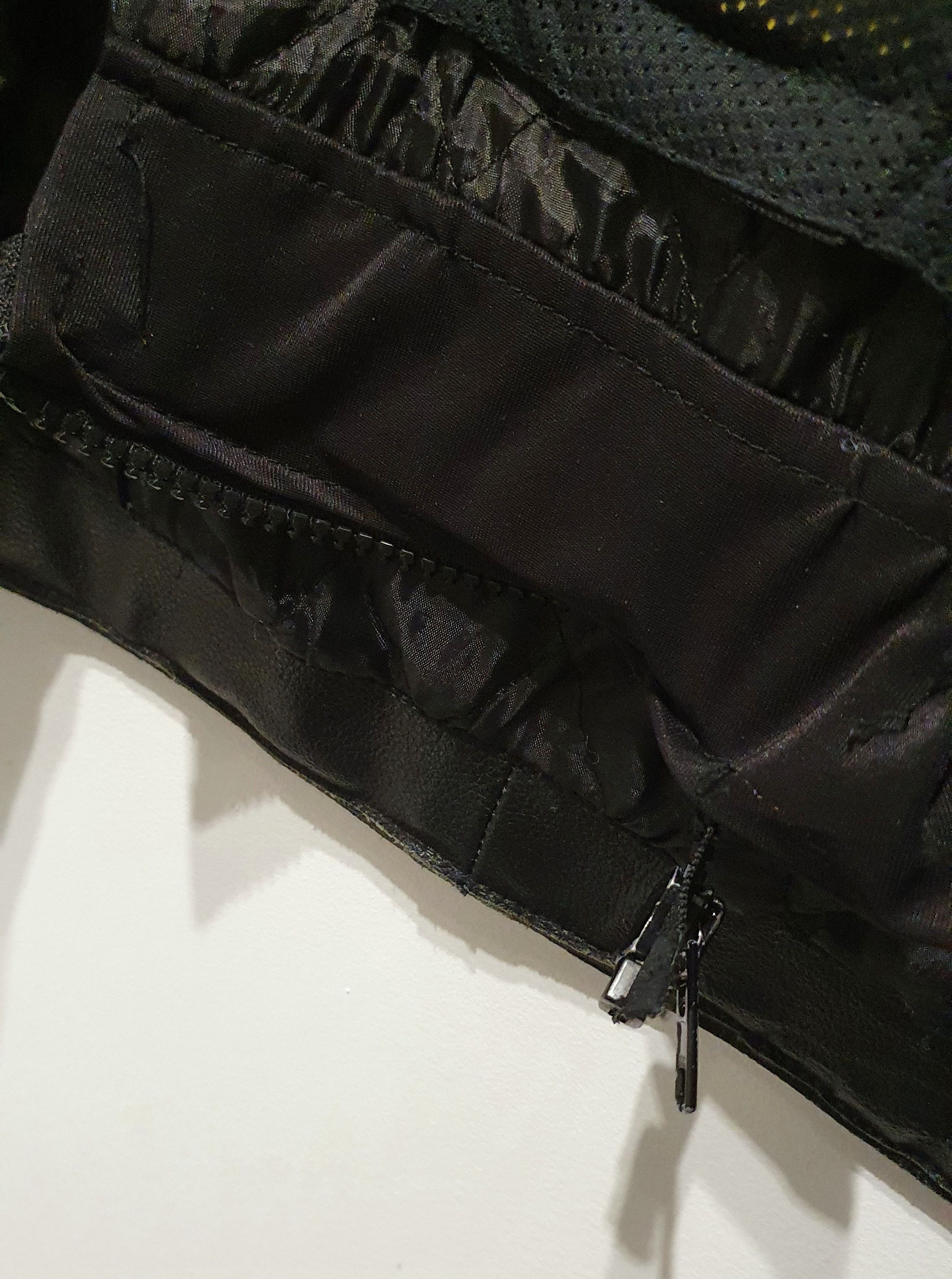 Vintage Vintage kawasaki leather moto racing jacket Size US L / EU 52-54 / 3 - 18 Thumbnail
