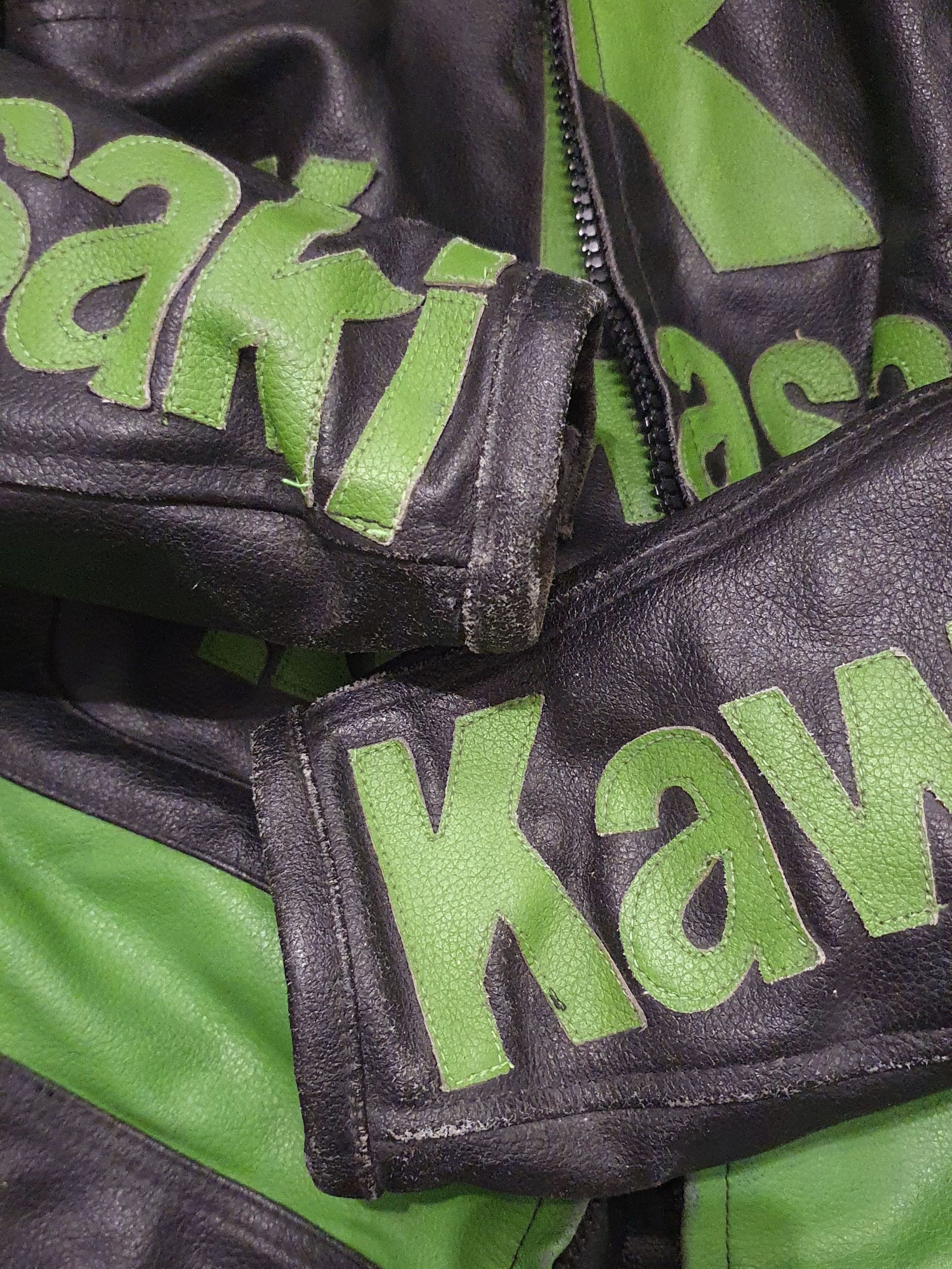 Vintage Vintage kawasaki leather moto racing jacket Size US L / EU 52-54 / 3 - 23 Thumbnail