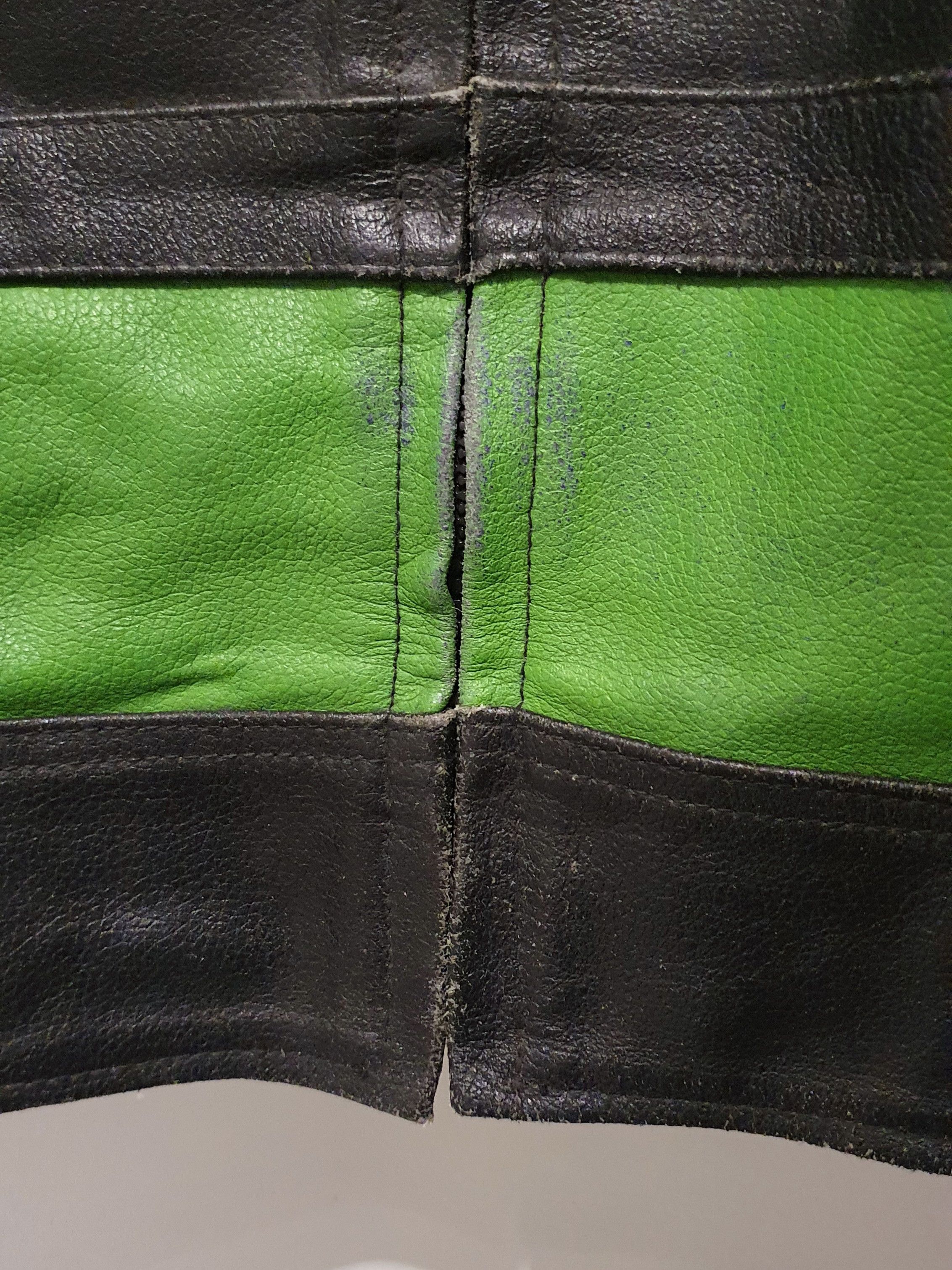 Vintage Vintage kawasaki leather moto racing jacket Size US L / EU 52-54 / 3 - 8 Thumbnail