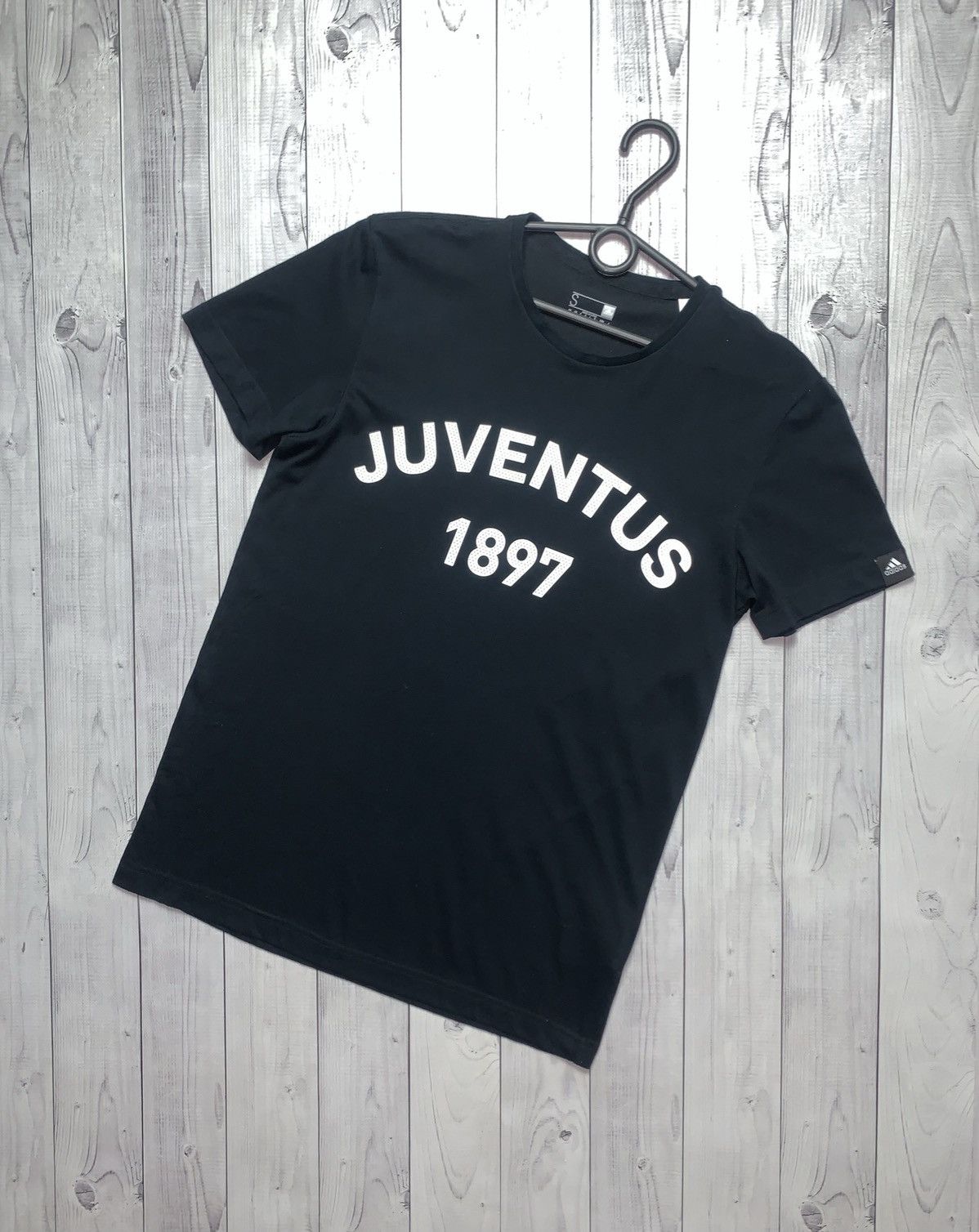 Juventus 1897 jersey on sale