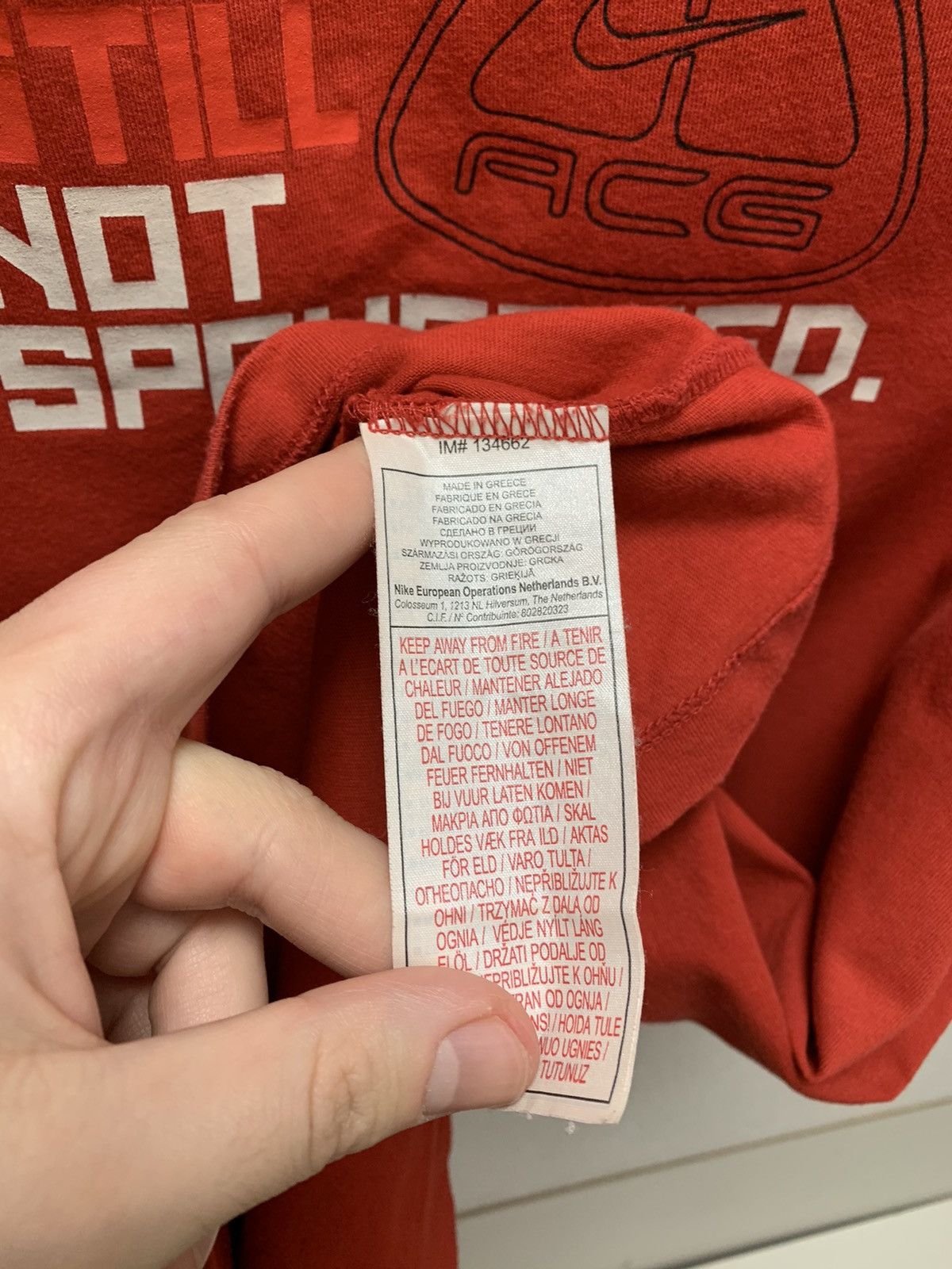 Vintage Nike ACG big logo vintage red t-shirt Xl still not sponsored Size US XL / EU 56 / 4 - 5 Thumbnail