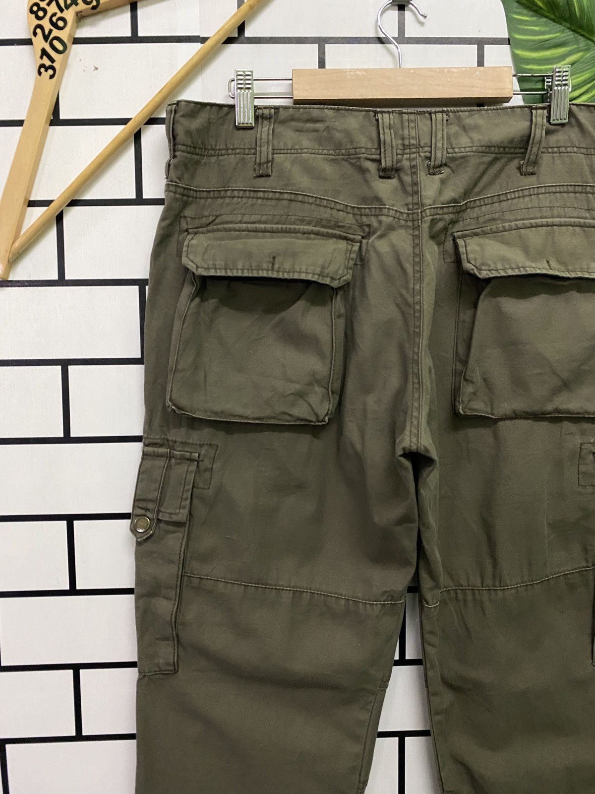 Japanese Brand Japanese Made VACHE CARGO MULTIPOCKET Pants Size US 34 / EU 50 - 13 Thumbnail