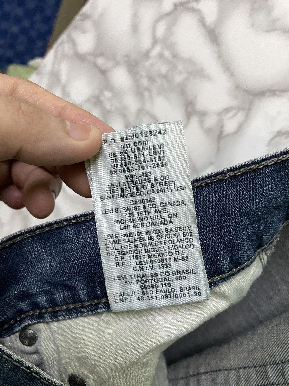 Levi's × Levi's Vintage Clothing × Vintage Vintage LEVIS 569 Loose Straight Denim Jean - L12 Size US 40 / EU 56 - 21 Thumbnail
