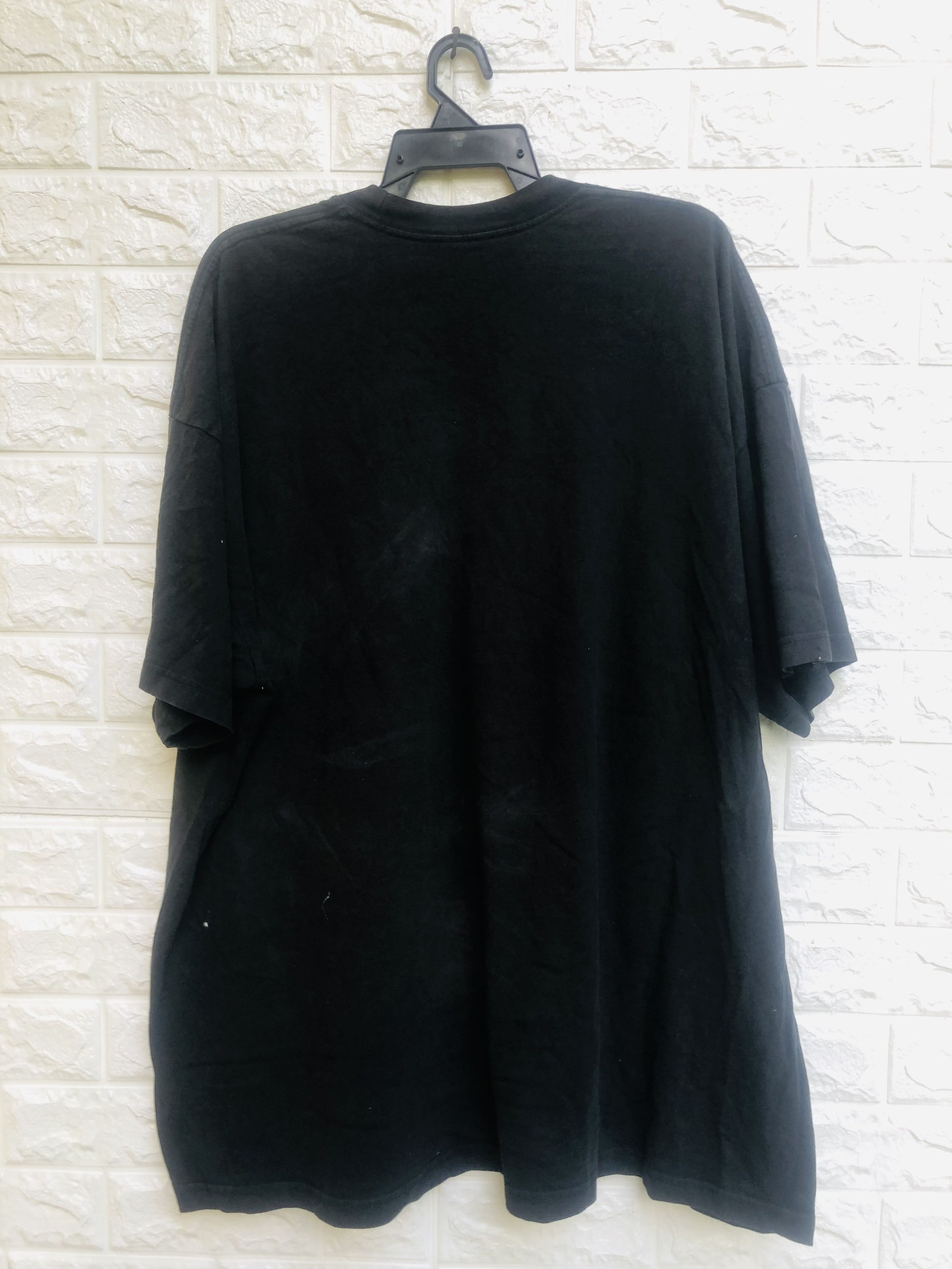 Band Tees Vintage Trust No One Designer Streetwear Fashion Style Size US XL / EU 56 / 4 - 2 Thumbnail