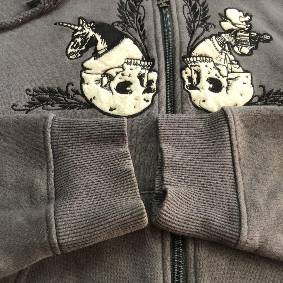 Japanese Brand Vintage Embroidery Skull Art Redeo Zipper Hodie Size US M / EU 48-50 / 2 - 3 Thumbnail