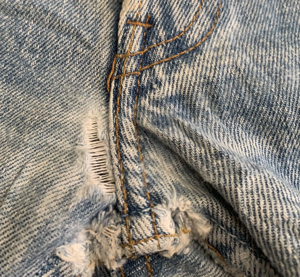 Levi's Vintage Levis 501 Faded Blue Jeans Size US 30 / EU 46 - 3 Thumbnail