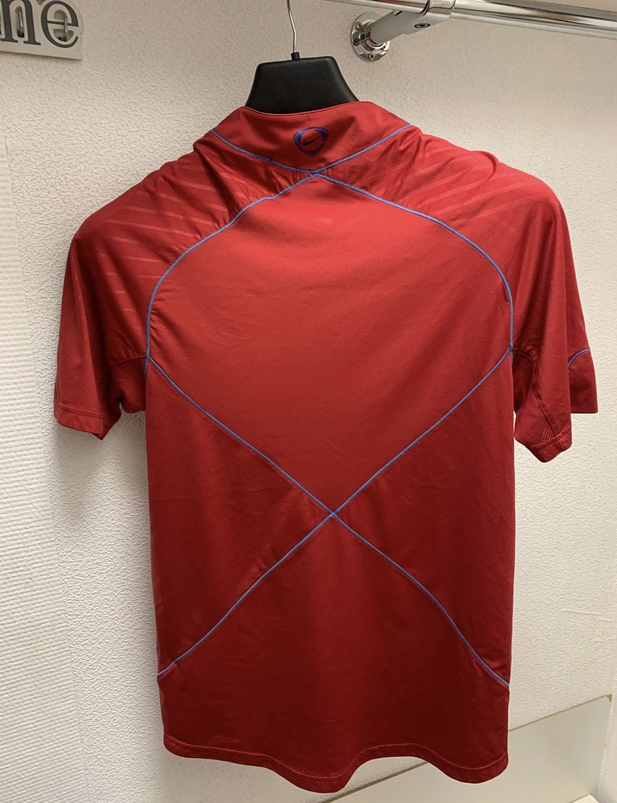 Nike Barcelona Nike vintage soccer jersey M size Size US M / EU 48-50 / 2 - 5 Thumbnail