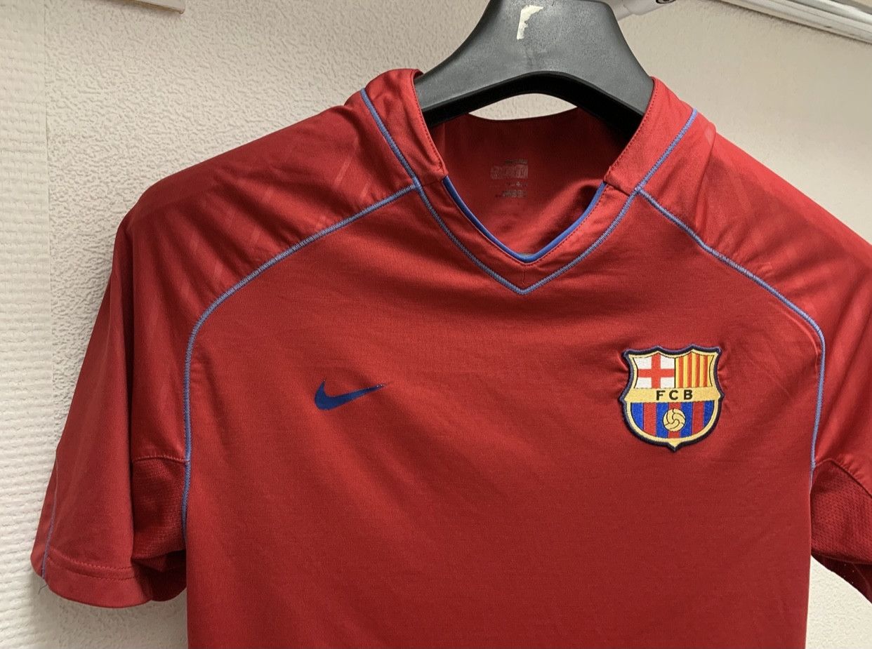 Nike Barcelona Nike vintage soccer jersey M size Size US M / EU 48-50 / 2 - 2 Thumbnail