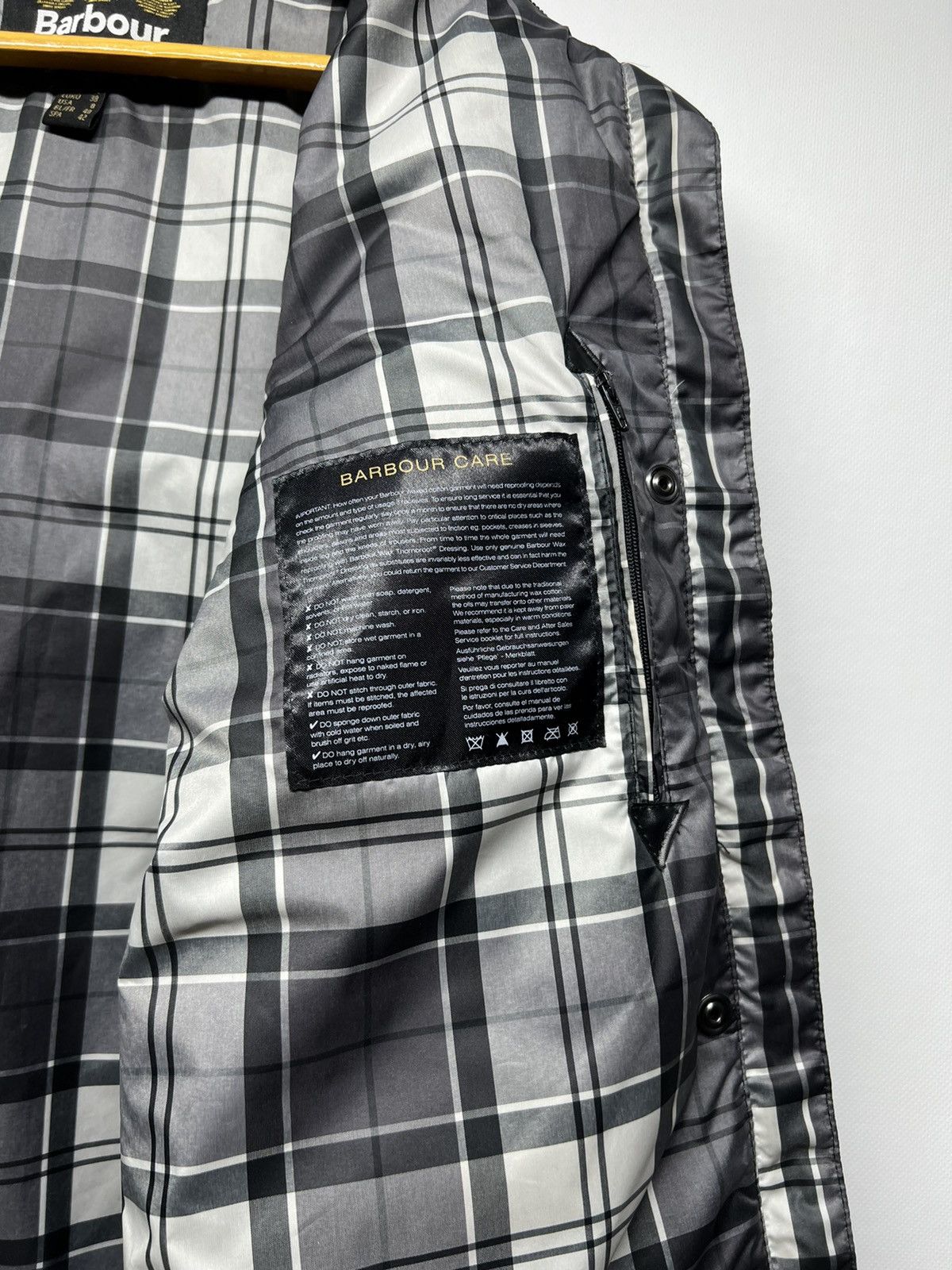 Barbour × Vintage Vintage Barbour International B.Intl Atomizer Wax Jacket 00s Size M / US 6-8 / IT 42-44 - 10 Thumbnail