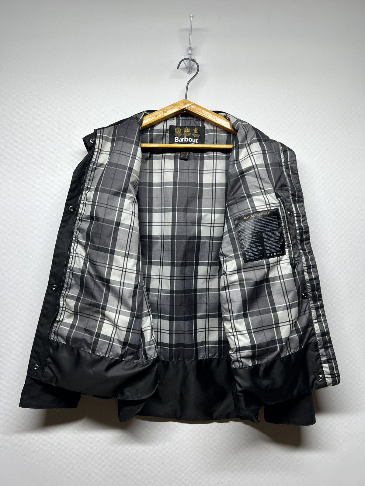 Barbour × Vintage Vintage Barbour International B.Intl Atomizer Wax Jacket 00s Size M / US 6-8 / IT 42-44 - 9 Thumbnail
