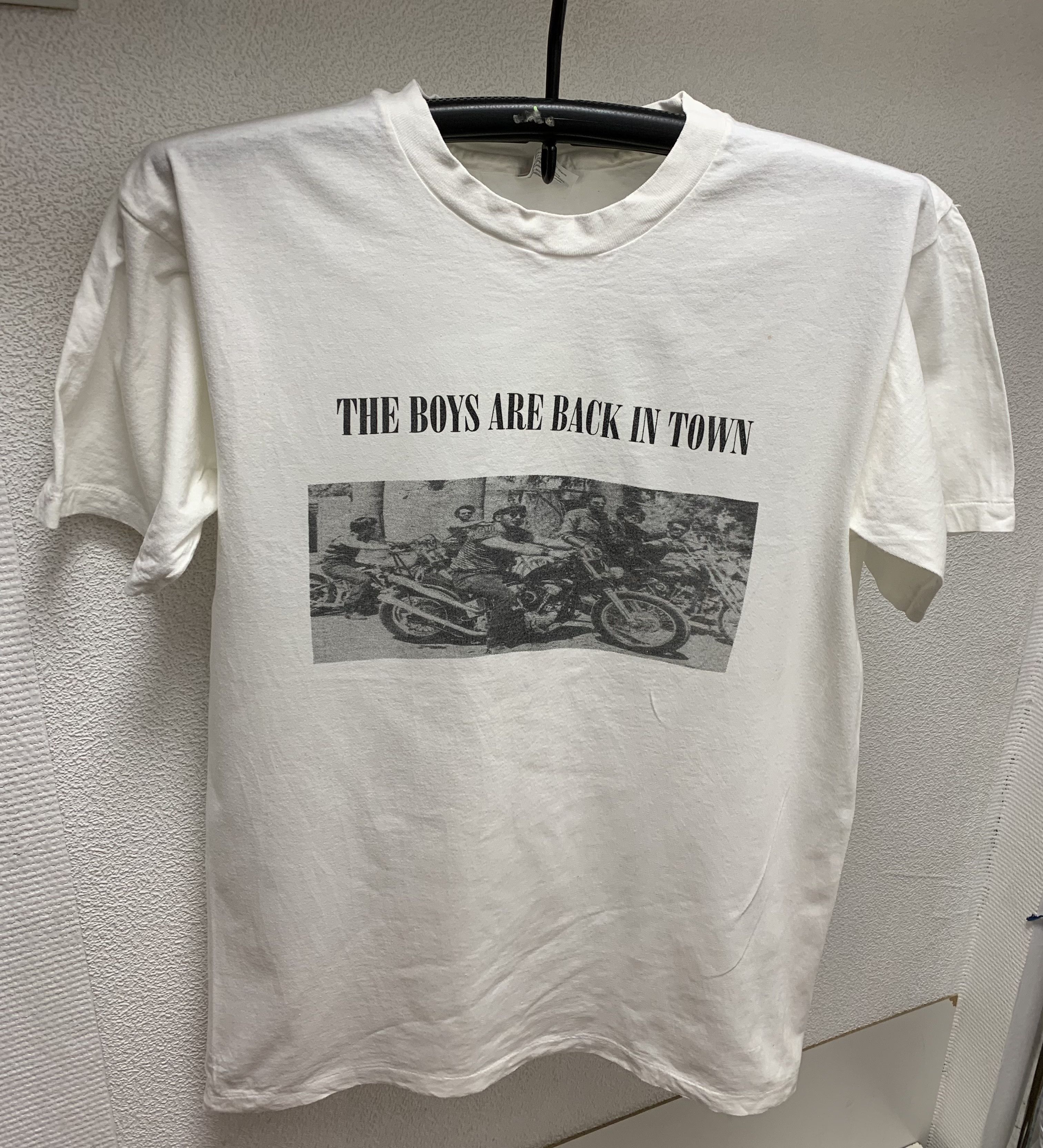 Band Tees The boys are back in town vintage single t-shirt madeinUSA L Size US L / EU 52-54 / 3 - 1 Thumbnail
