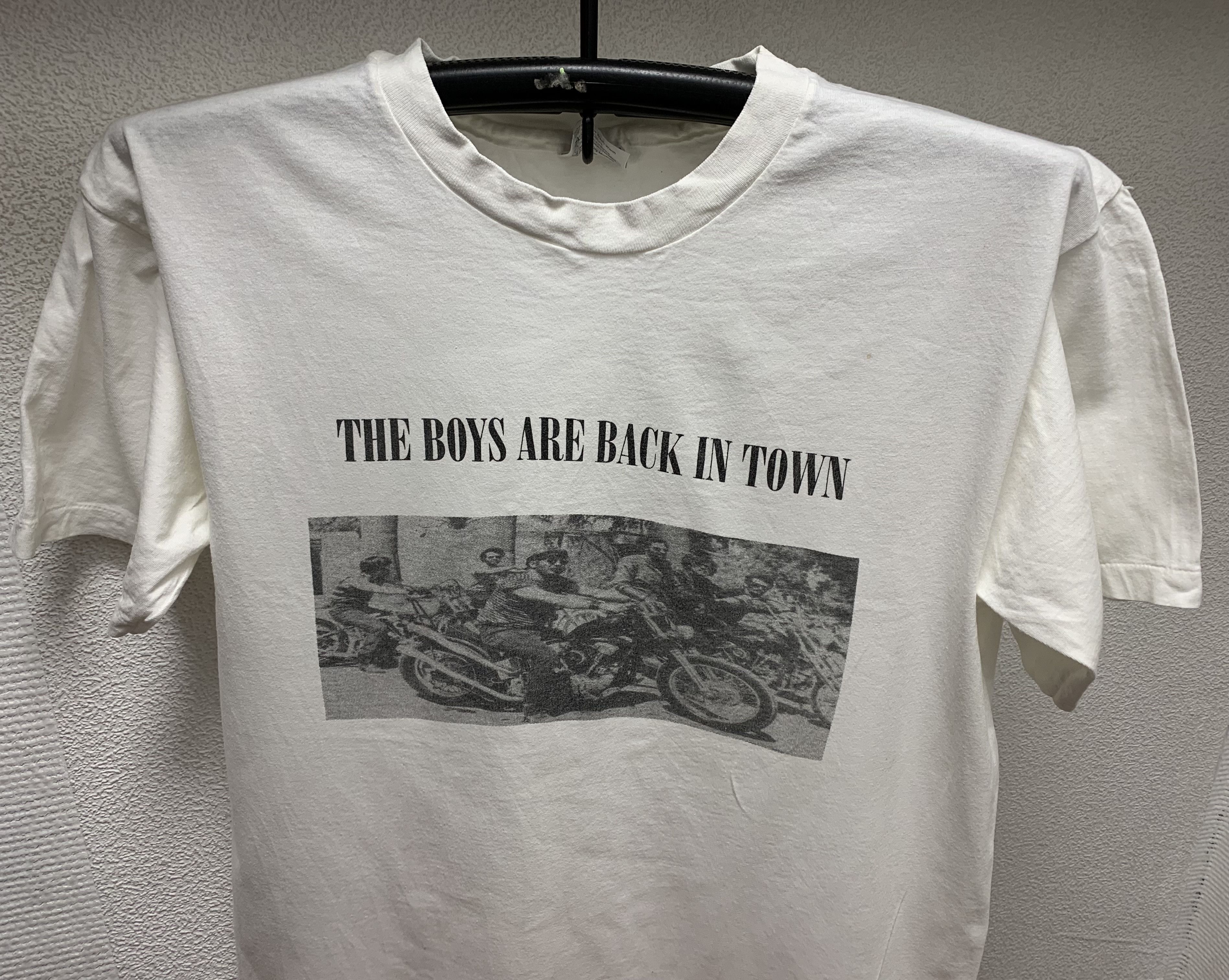 Band Tees The boys are back in town vintage single t-shirt madeinUSA L Size US L / EU 52-54 / 3 - 7 Thumbnail