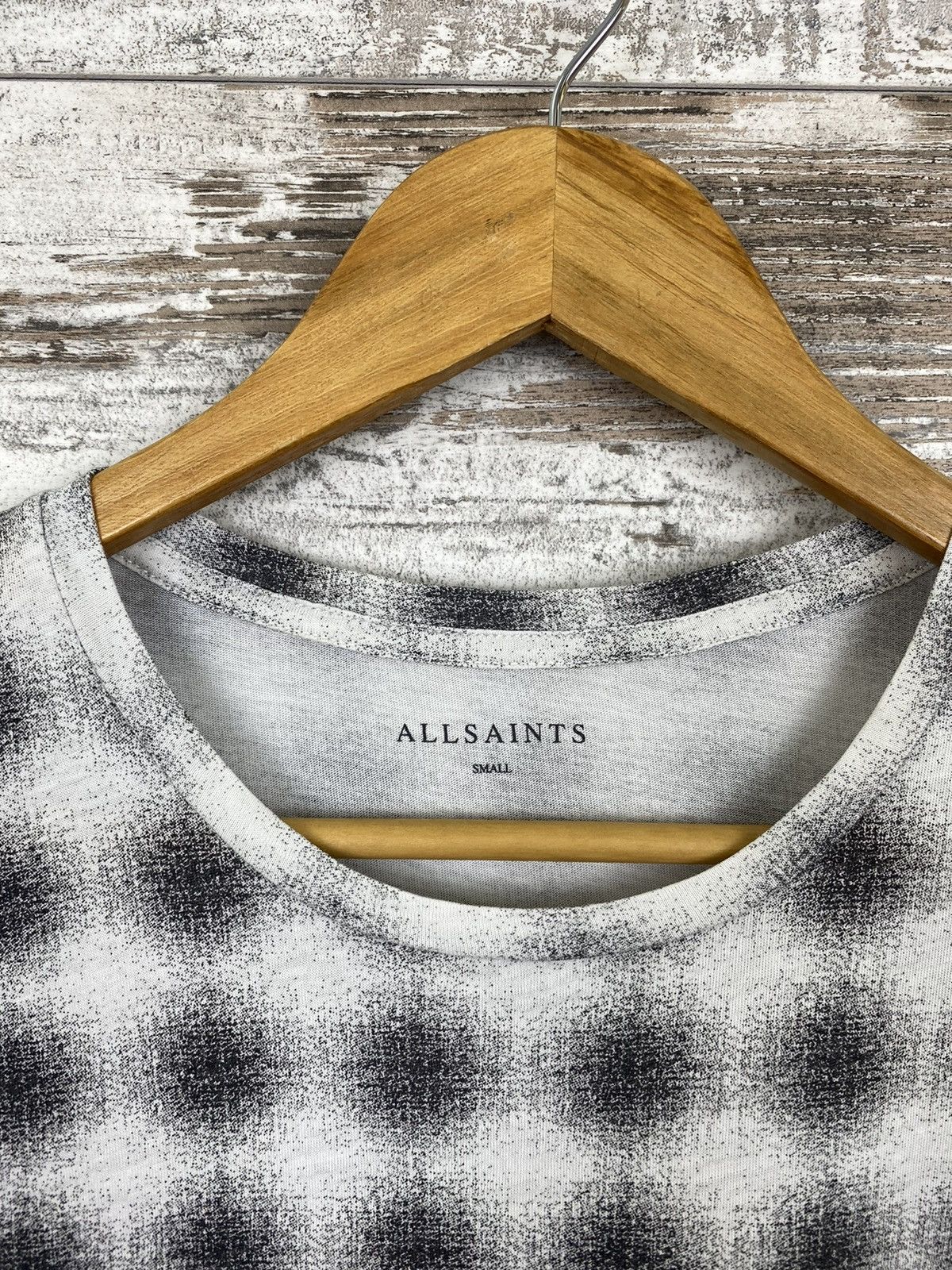 Allsaints Mens AllSaints MALHEUR SS CREW T Shirt luxury Hawaiian crazy Size US S / EU 44-46 / 1 - 3 Thumbnail