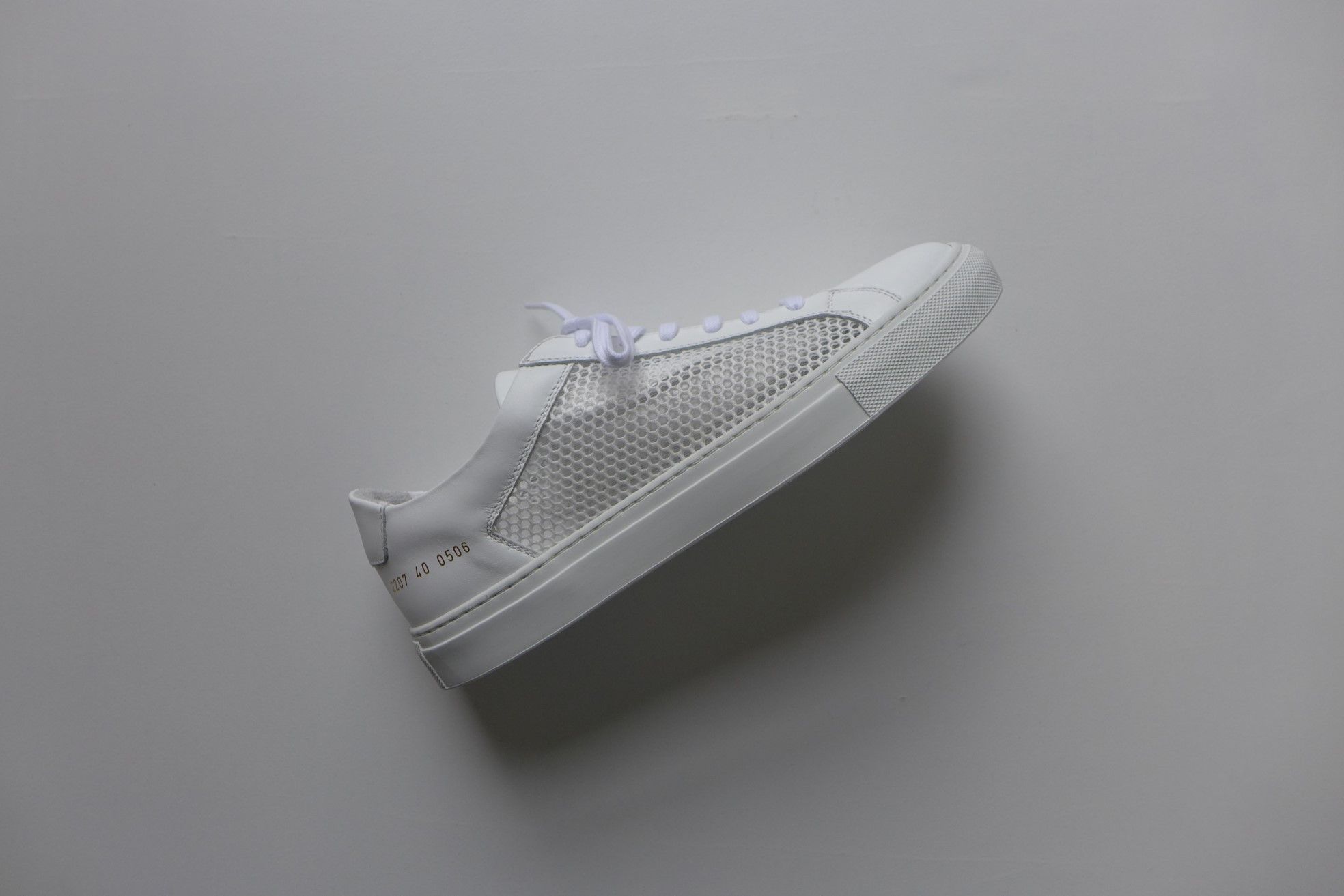 Common Projects Common Projects Achilles Summer Edition Sneakers - White Size US 7 / EU 40 - 6 Thumbnail