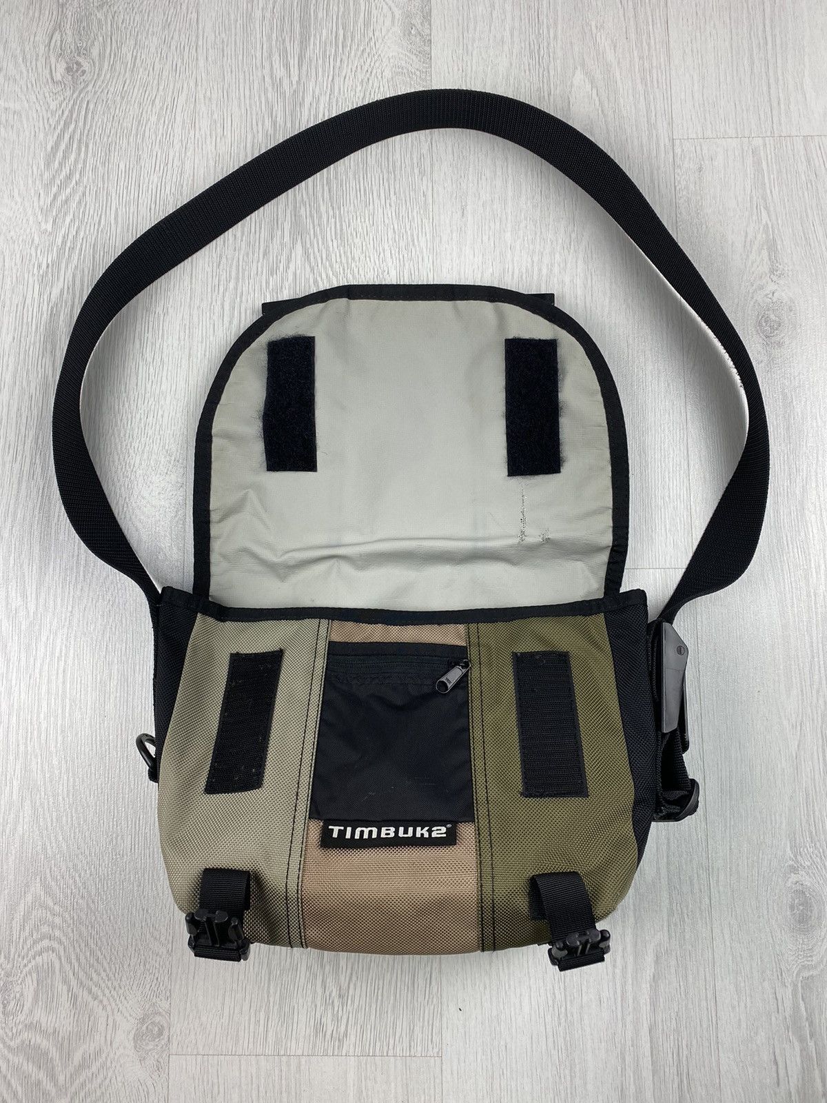 Timbuk2 Vintage Y2K Timbuk2 Messenger Bag Freitag Ed Hardy Gina Lucy Size ONE SIZE - 10 Thumbnail