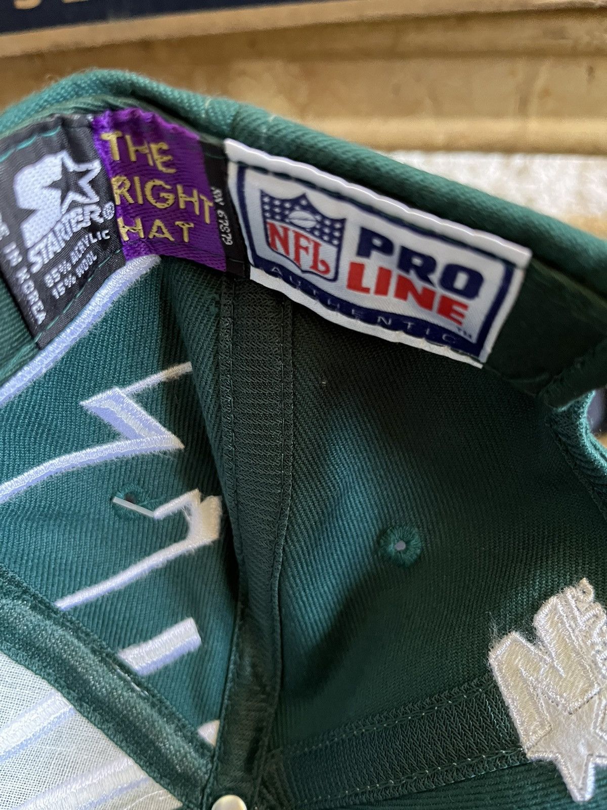 Apex One × Pro Line Philadelphia Eagles NFL Vintage Snapback Shatter Hat Size ONE SIZE - 7 Thumbnail