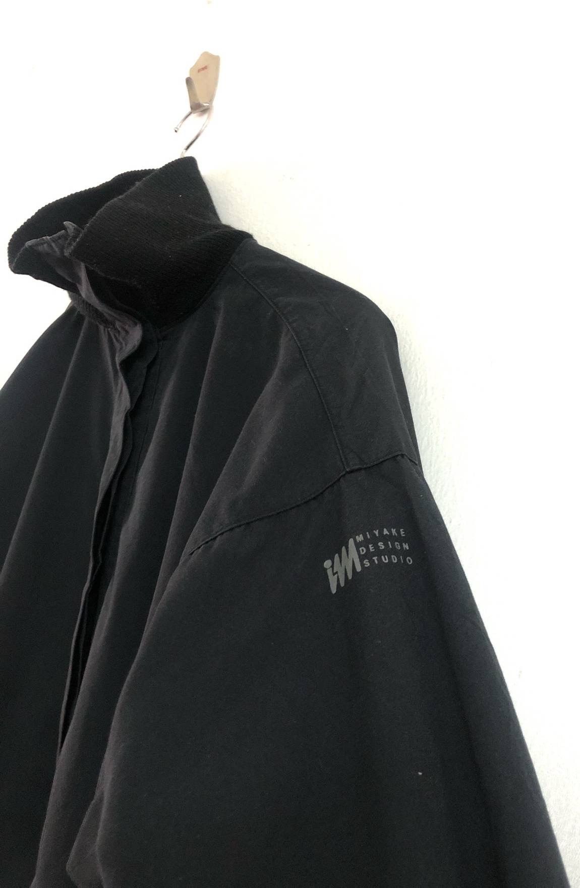 Issey Miyake ISSEY MIYAKE SQUIRREL WIND POLY COAT LONG JACKET Size US M / EU 48-50 / 2 - 2 Thumbnail