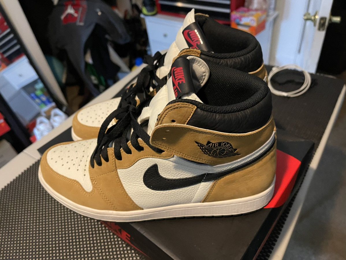 Jordan Brand Air Jordan 1 Retro High OG Rookie of the Year 2018 Size US 13 / EU 46 - 1 Thumbnail