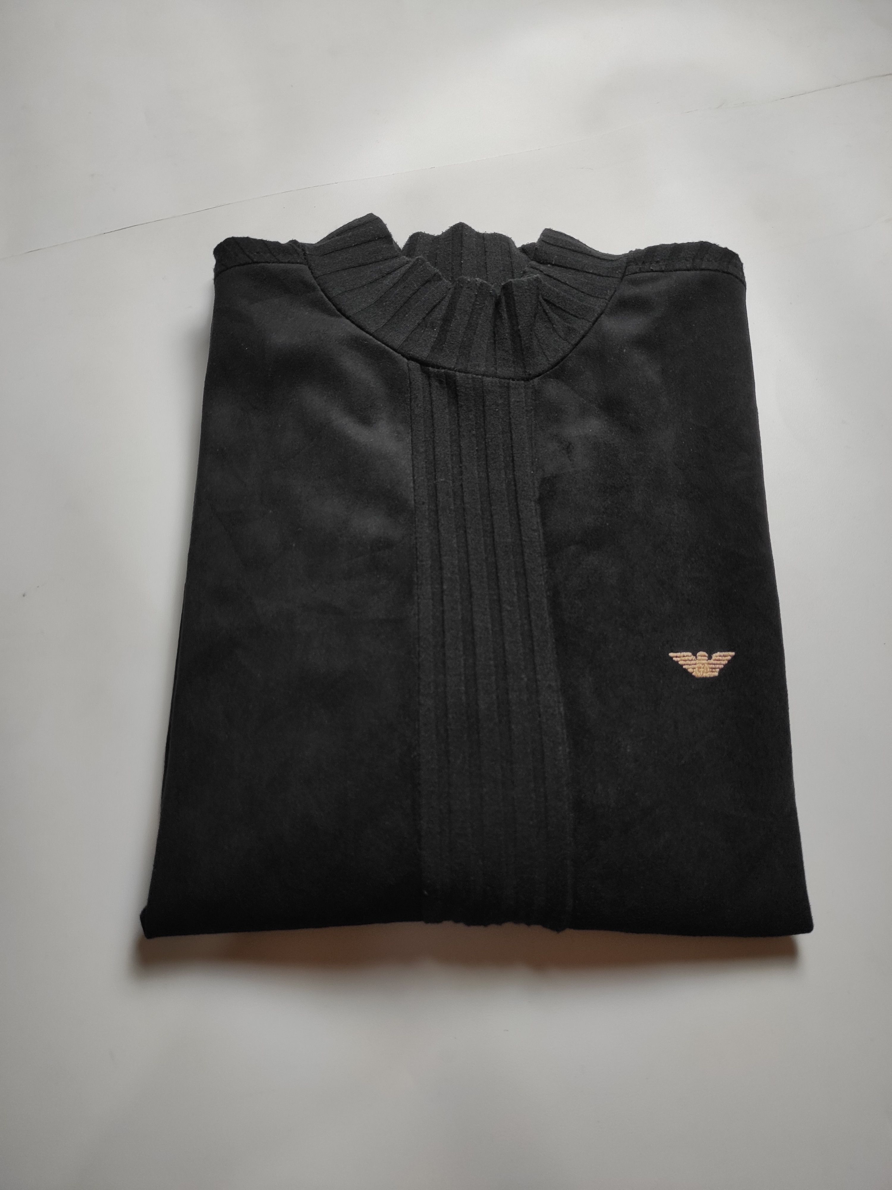 Armani Beautiful Luxury Emporio Armani longsleeve velvet mix Size US M / EU 48-50 / 2 - 7 Thumbnail