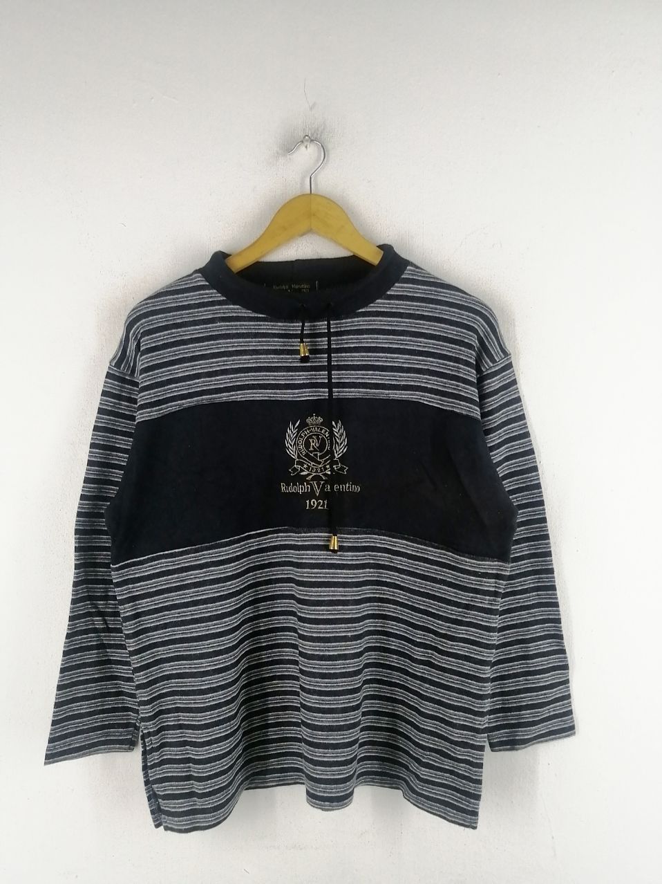 Japanese Brand × Vintage RARE STRIPE VALENTINO SWEATSHIRT Size US L / EU 52-54 / 3 - 1 Thumbnail