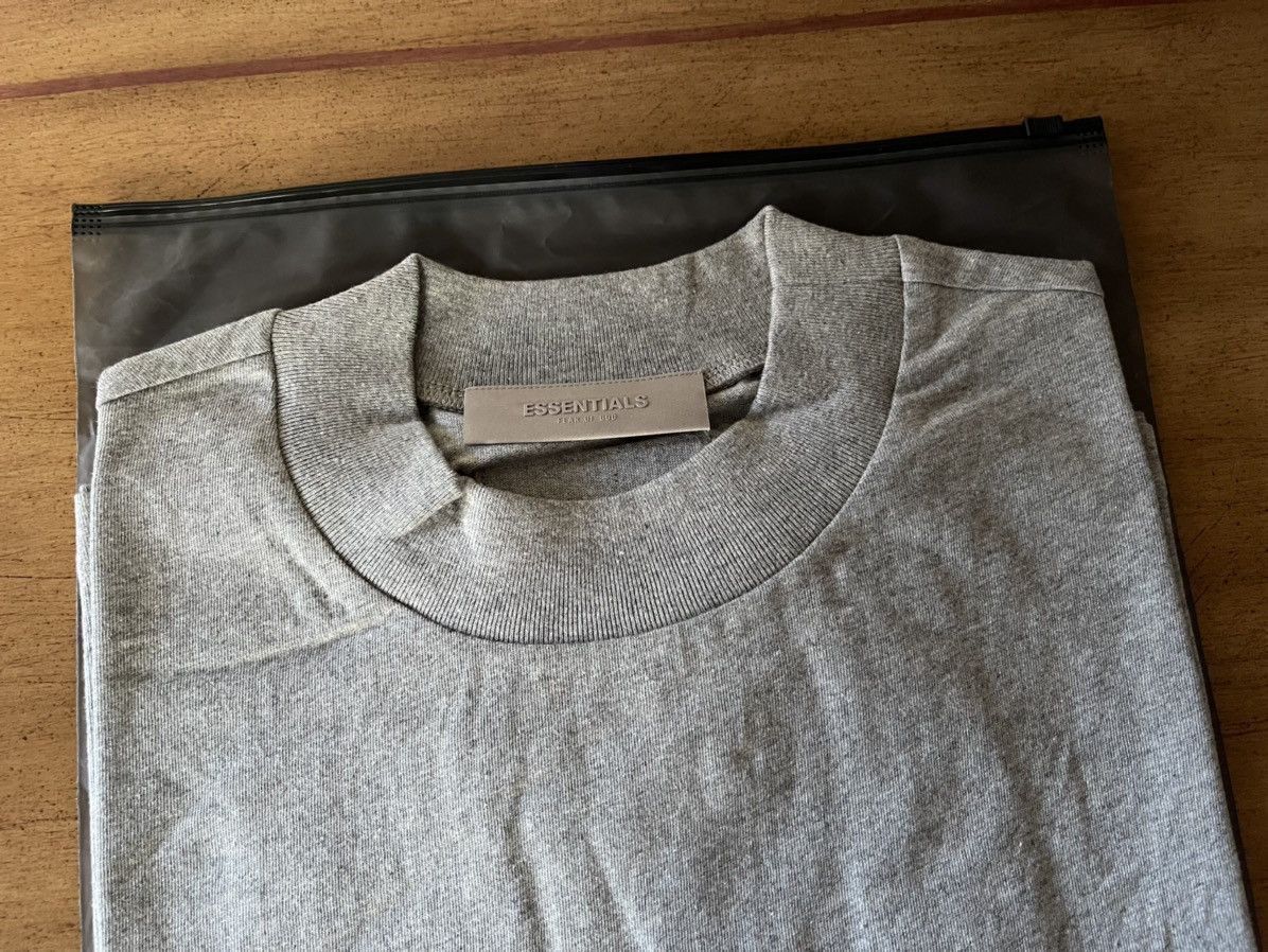 FOG × Fear of God × Pacsun FOG - Essentials Fear Of God Dark Oatmeal T-Shirt Sizs(S) Size US S / EU 44-46 / 1 - 3 Thumbnail