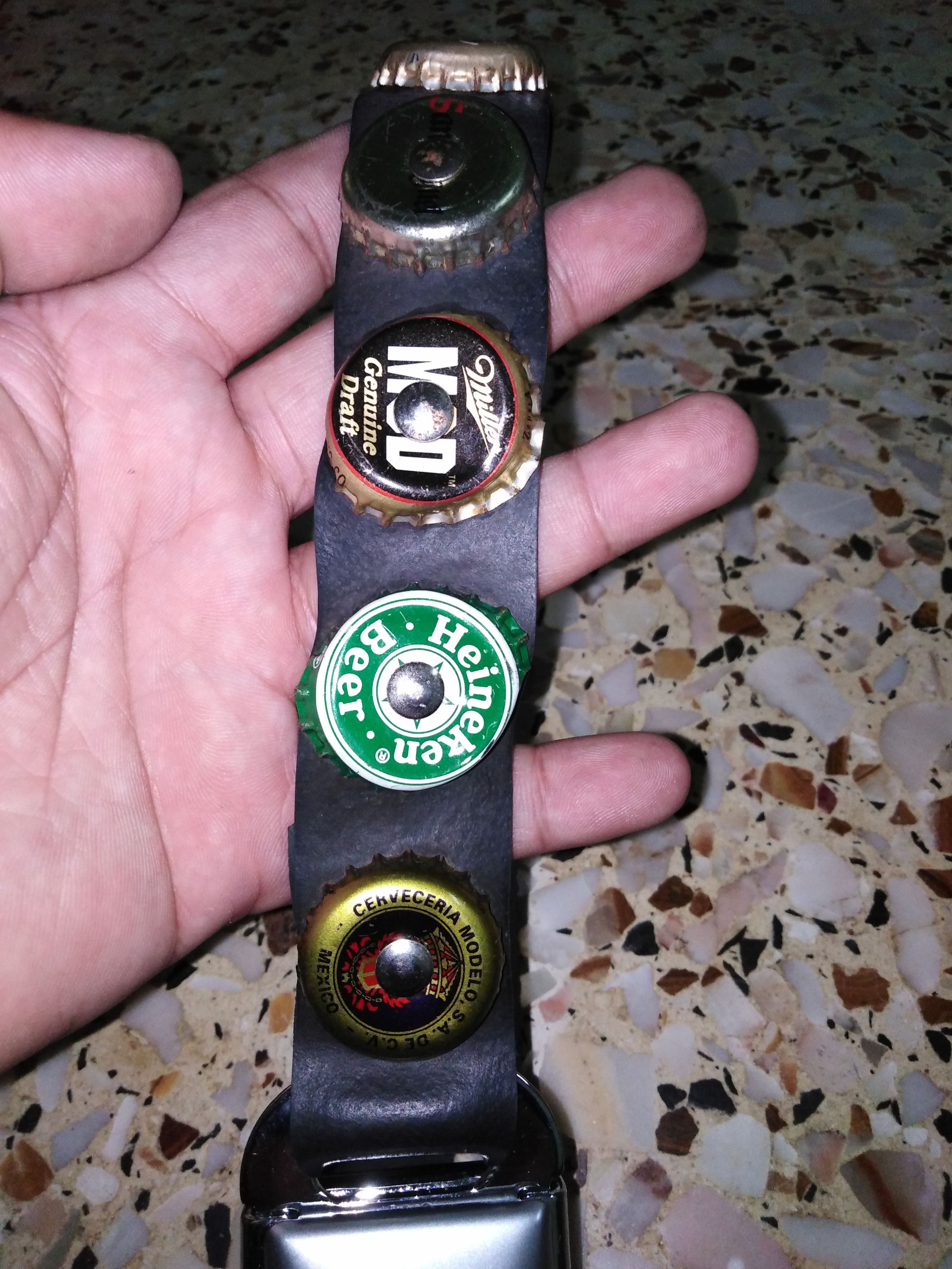 Chevrolet GM MOTOR WITH BOTTLE CAPS RARE PIECES Size ONE SIZE - 11 Thumbnail