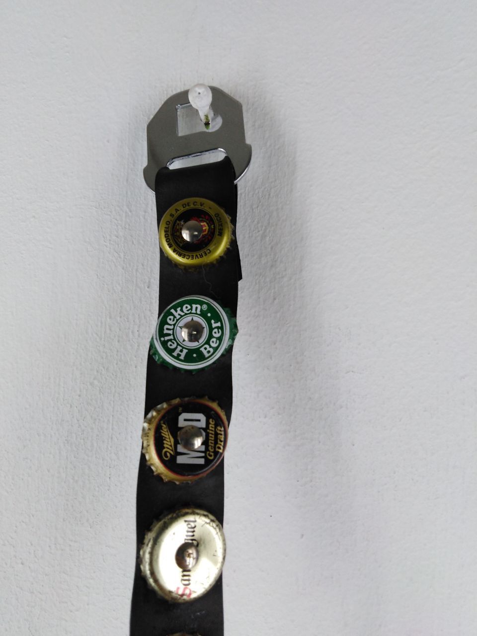 Chevrolet GM MOTOR WITH BOTTLE CAPS RARE PIECES Size ONE SIZE - 8 Thumbnail