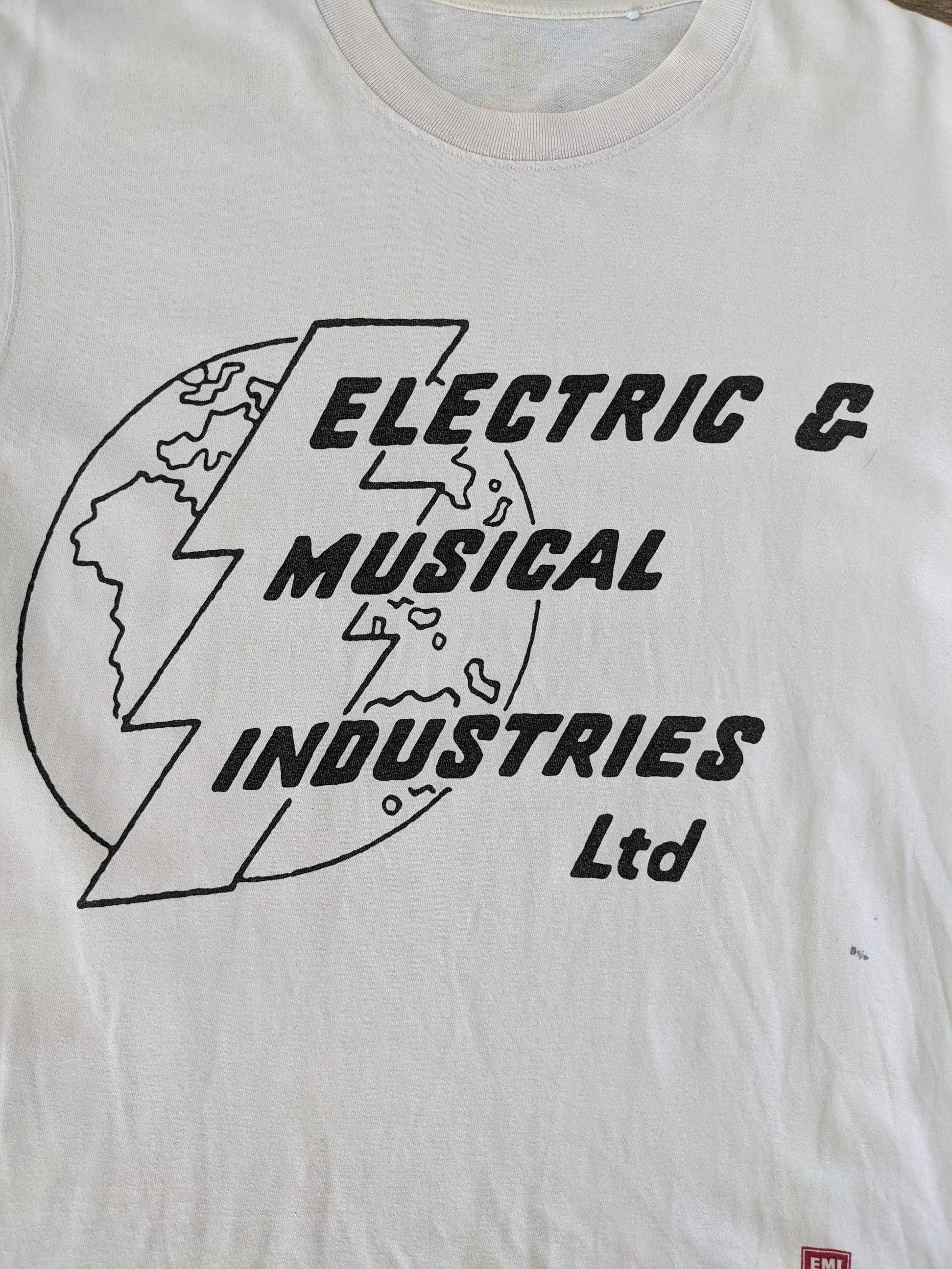 Japanese Brand Uniqlo T Shirt Electric Musical Industries EMI Size US M / EU 48-50 / 2 - 2 Thumbnail