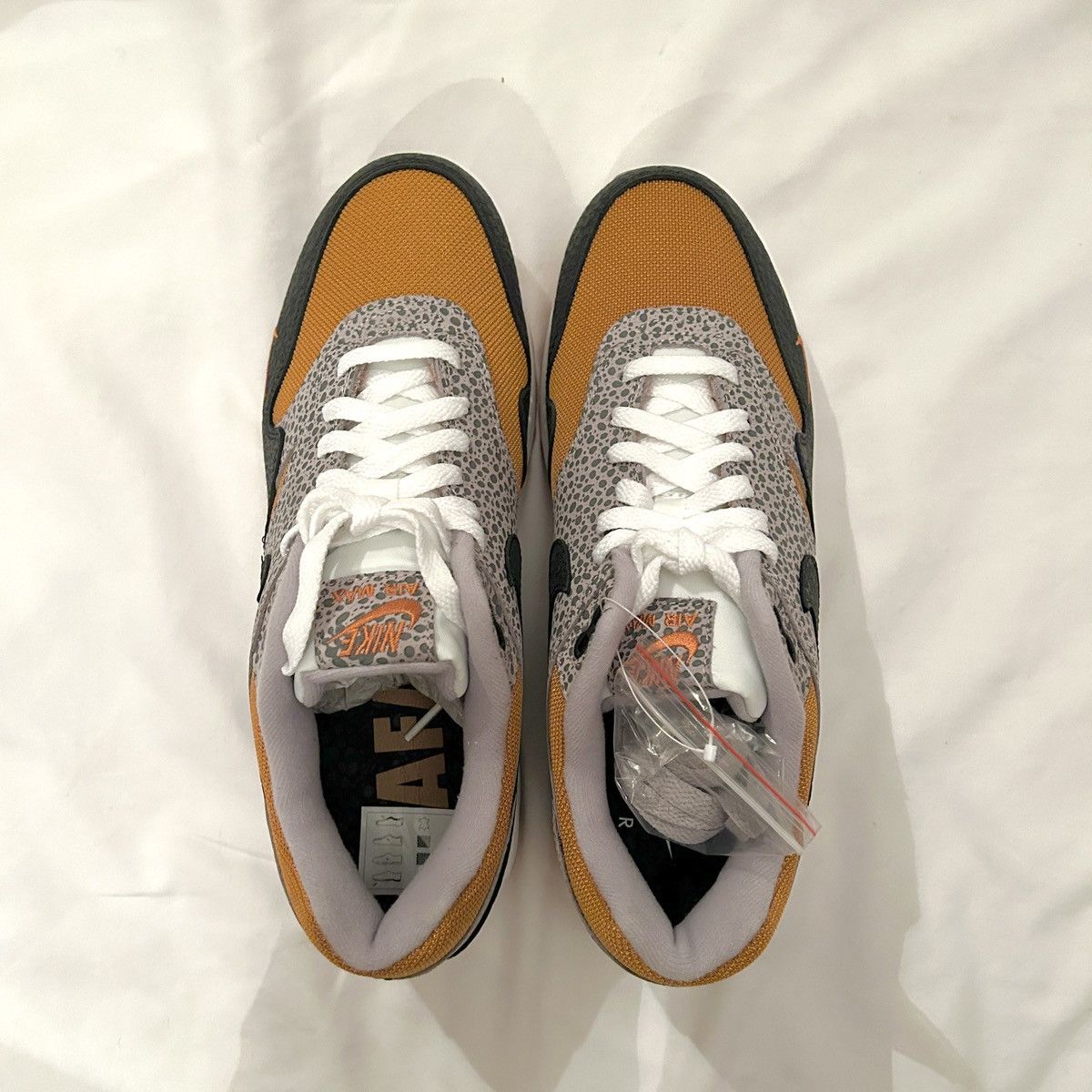 Nike ON HOLD DONT BUY Size? Nike Air Max 1 Safari🔻 Size US 9 / EU 42 - 7 Thumbnail