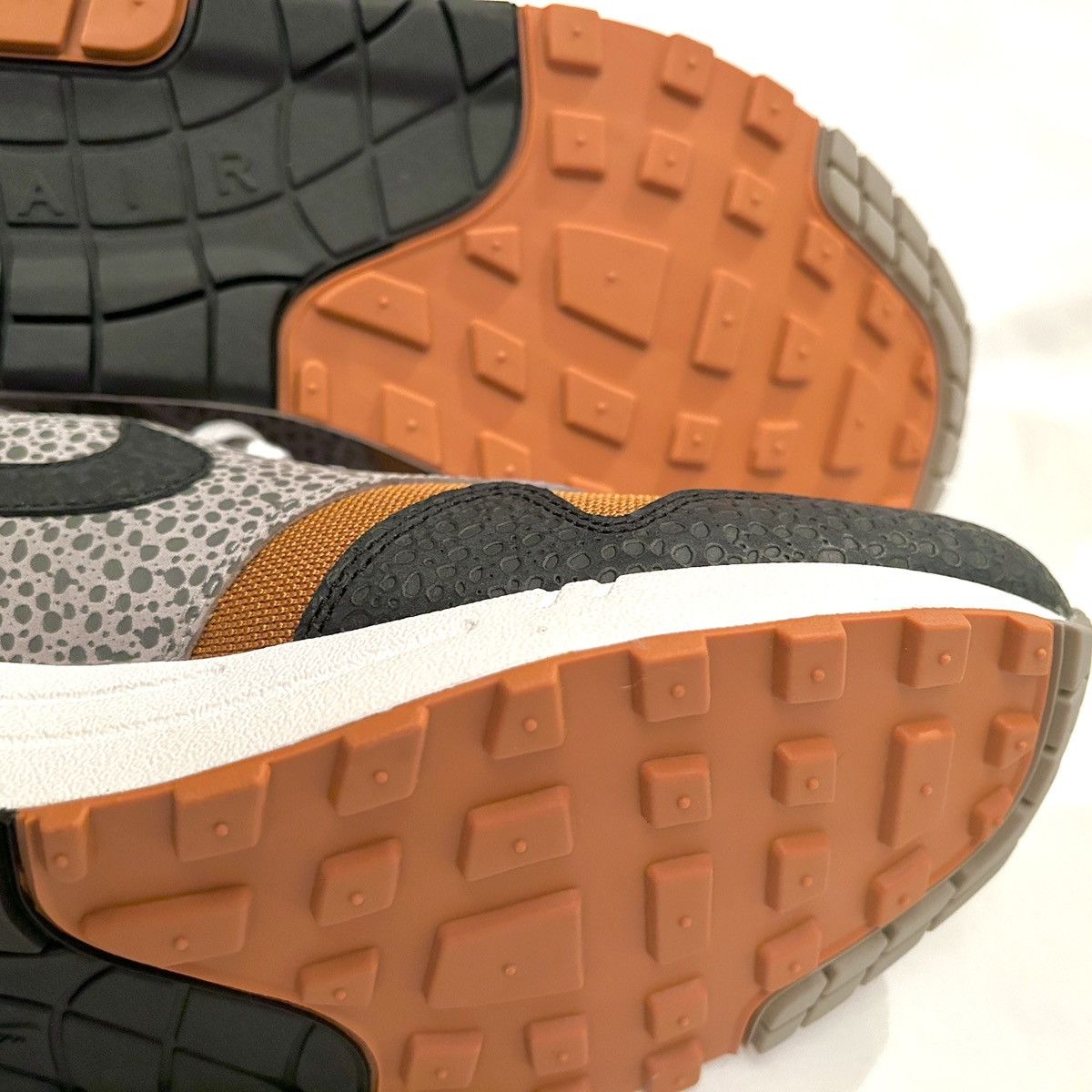 Nike ON HOLD DONT BUY Size? Nike Air Max 1 Safari🔻 Size US 9 / EU 42 - 8 Thumbnail