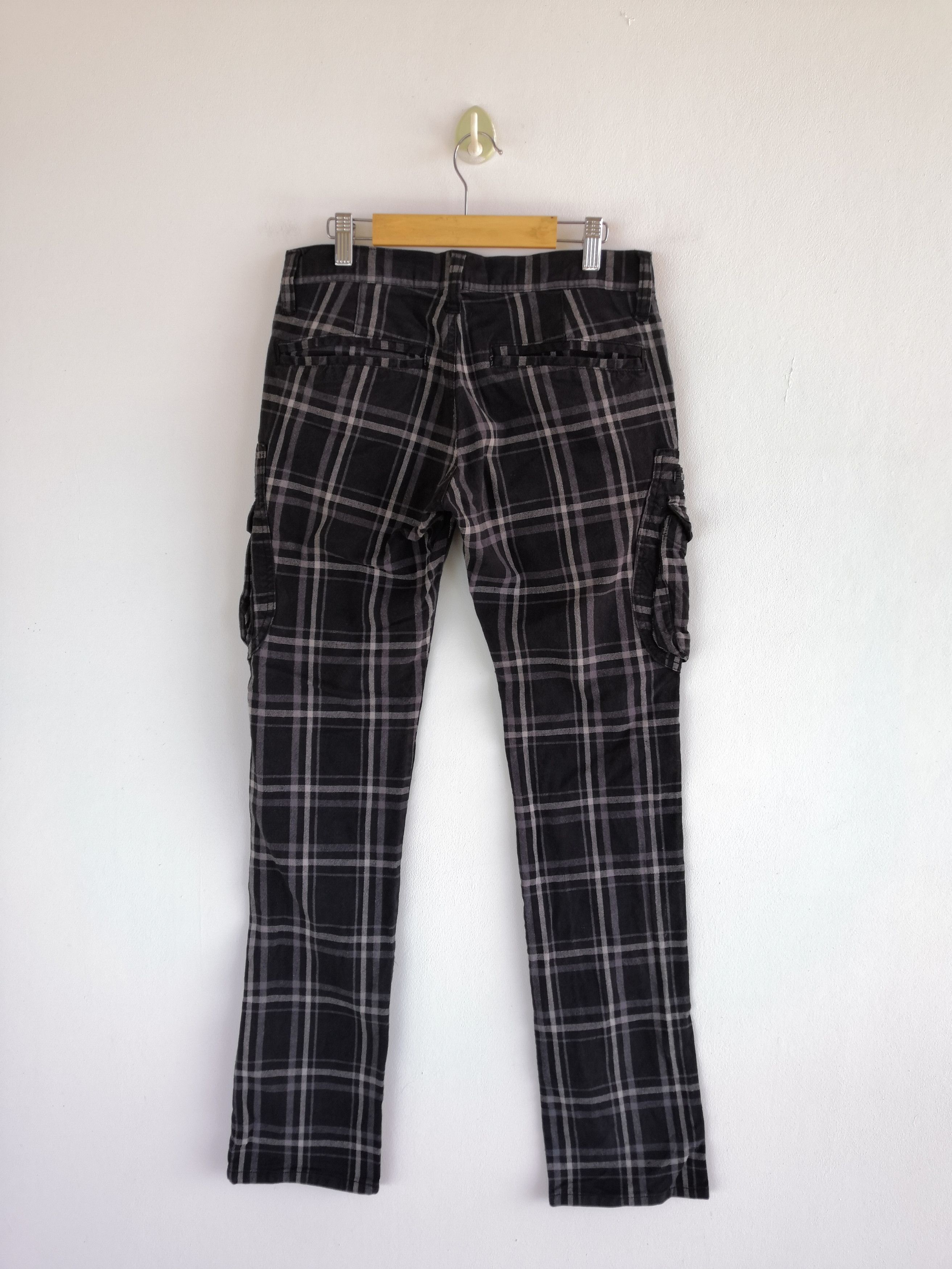 If Six Was Nine × Japanese Brand × Vintage Tartan Plaid Cargo Pants Punk Tech Utility Tactical Trousers Size 28" / US 6 / IT 42 - 2 Thumbnail