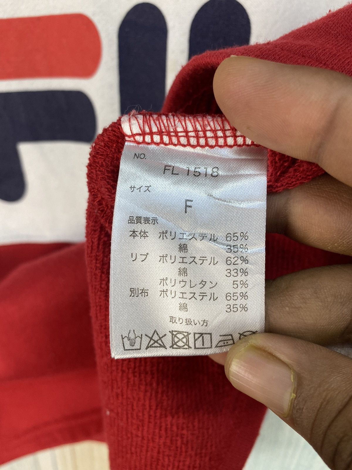 Fila Vintage Fila Cropped Sweatshirt Size M / US 6-8 / IT 42-44 - 7 Thumbnail