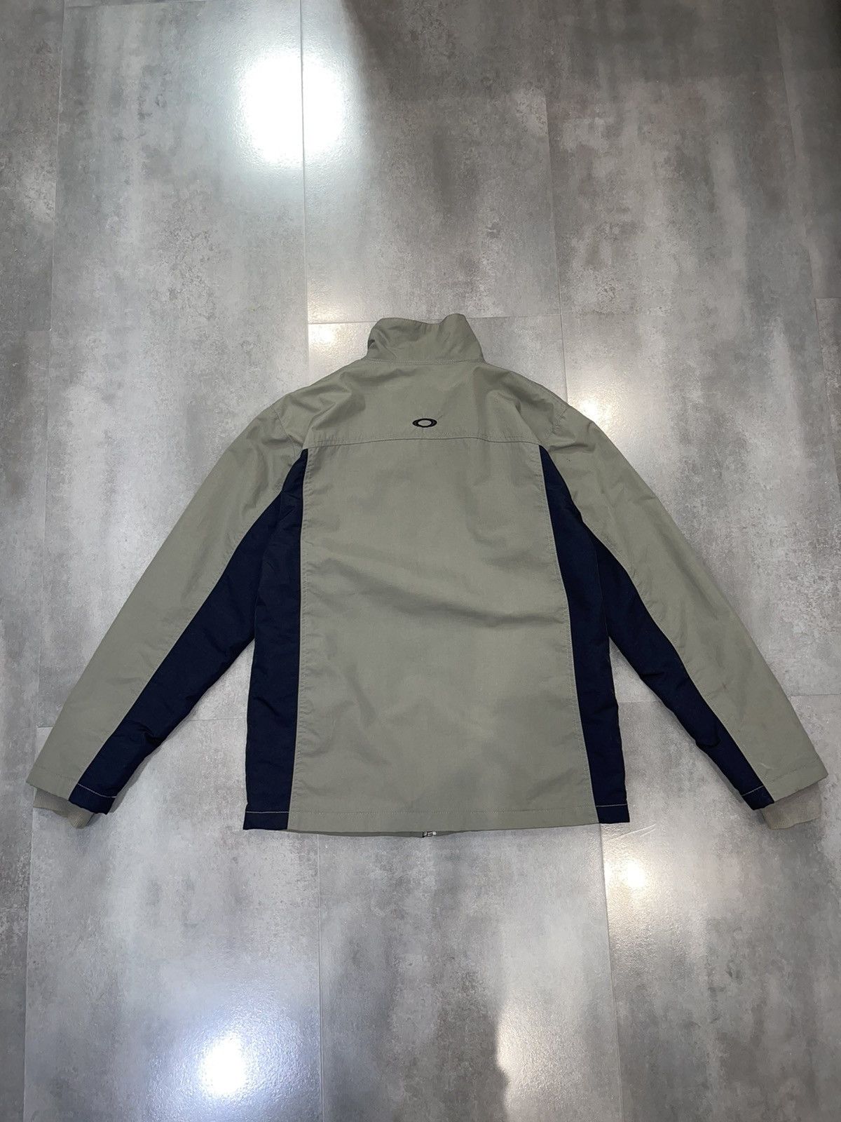 Oakley Archive Oakley Technical Grey Black Mid Jacket Size US M / EU 48-50 / 2 - 16 Thumbnail