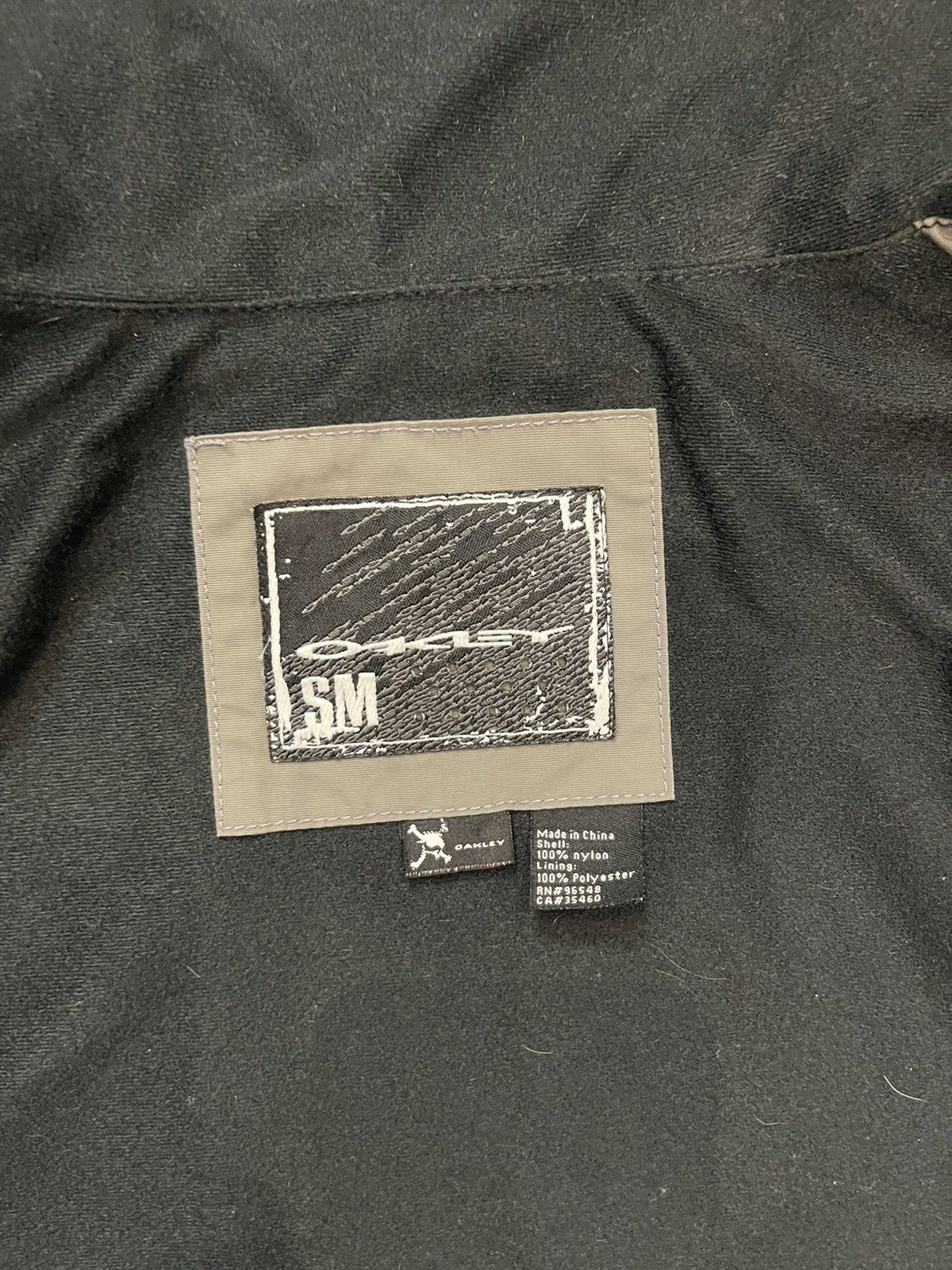 Oakley Archive Oakley Technical Grey Black Mid Jacket Size US M / EU 48-50 / 2 - 22 Thumbnail