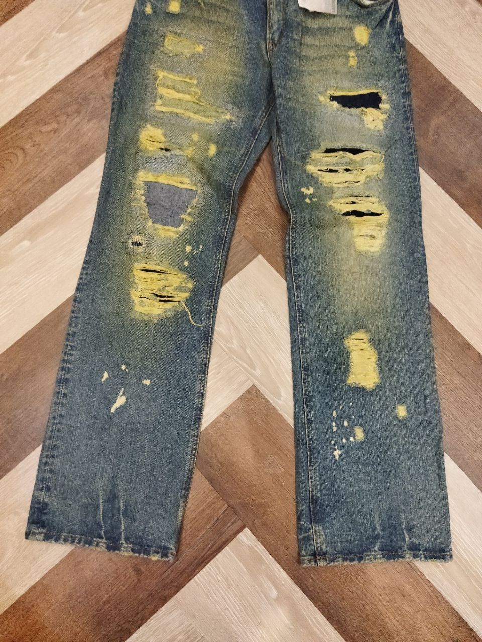 Japanese Brand Exhibitionist TTU Japan Distressed Look Denim Jeans Size US 33 - 5 Thumbnail