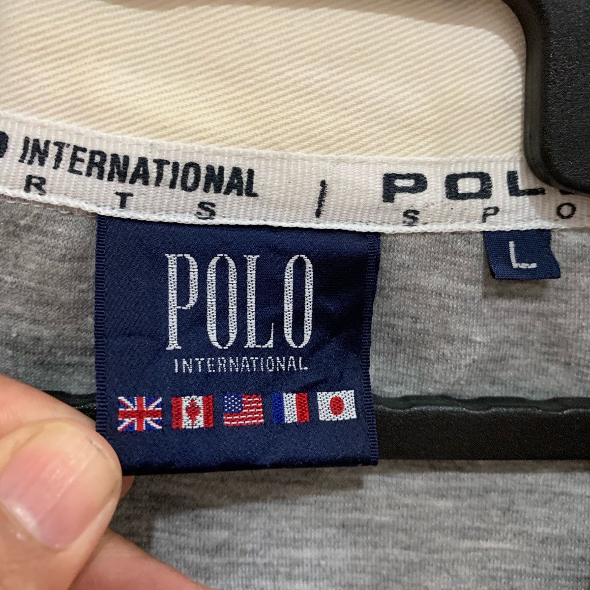 Vintage POLO INTERNASIONAL SPORT Sweatshirt Size L Fits XL Size US XL / EU 56 / 4 - 8 Thumbnail