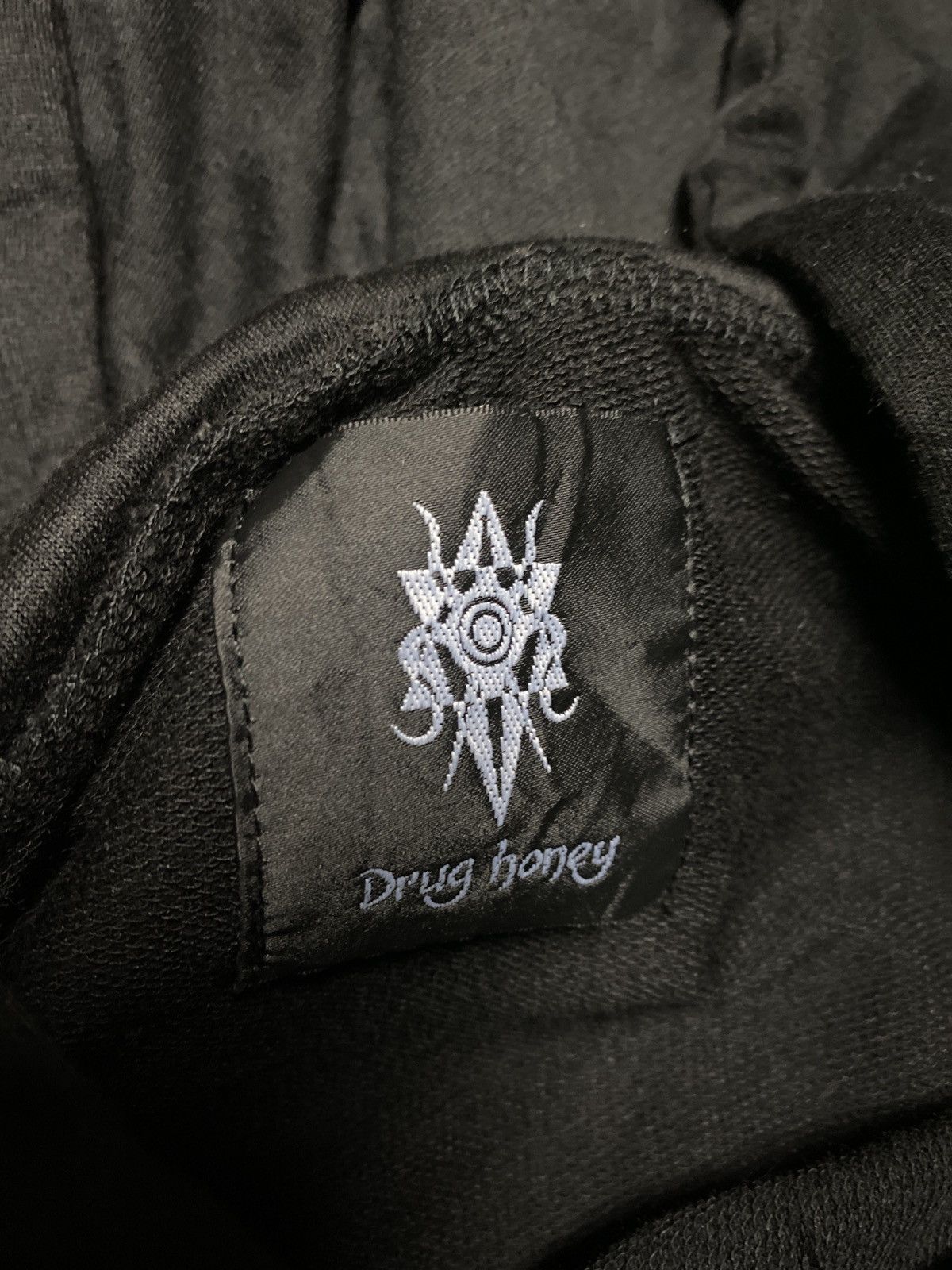 Japanese Brand DRUG HONEY BEAR PHOTO OVER SIZE HODDIES Size US XL / EU 56 / 4 - 5 Thumbnail